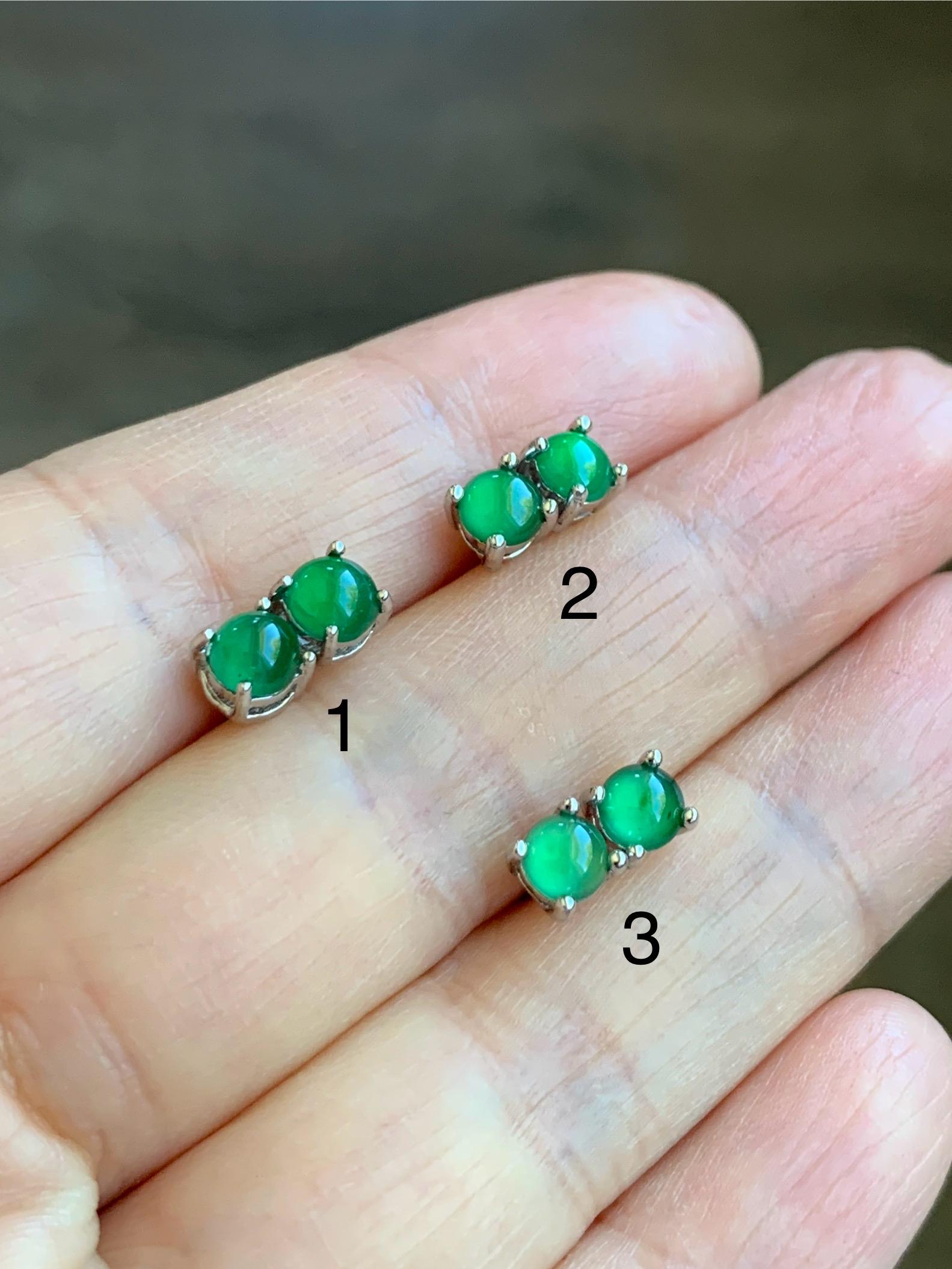 Petite Natural Grade A Guatemalan Icy Translucent Vibrant Green Jade Jadeite Round Stud Earrings Sterling Silver 天然冰危绿翡翠小圆蛋面银镶耳钉 XYW33