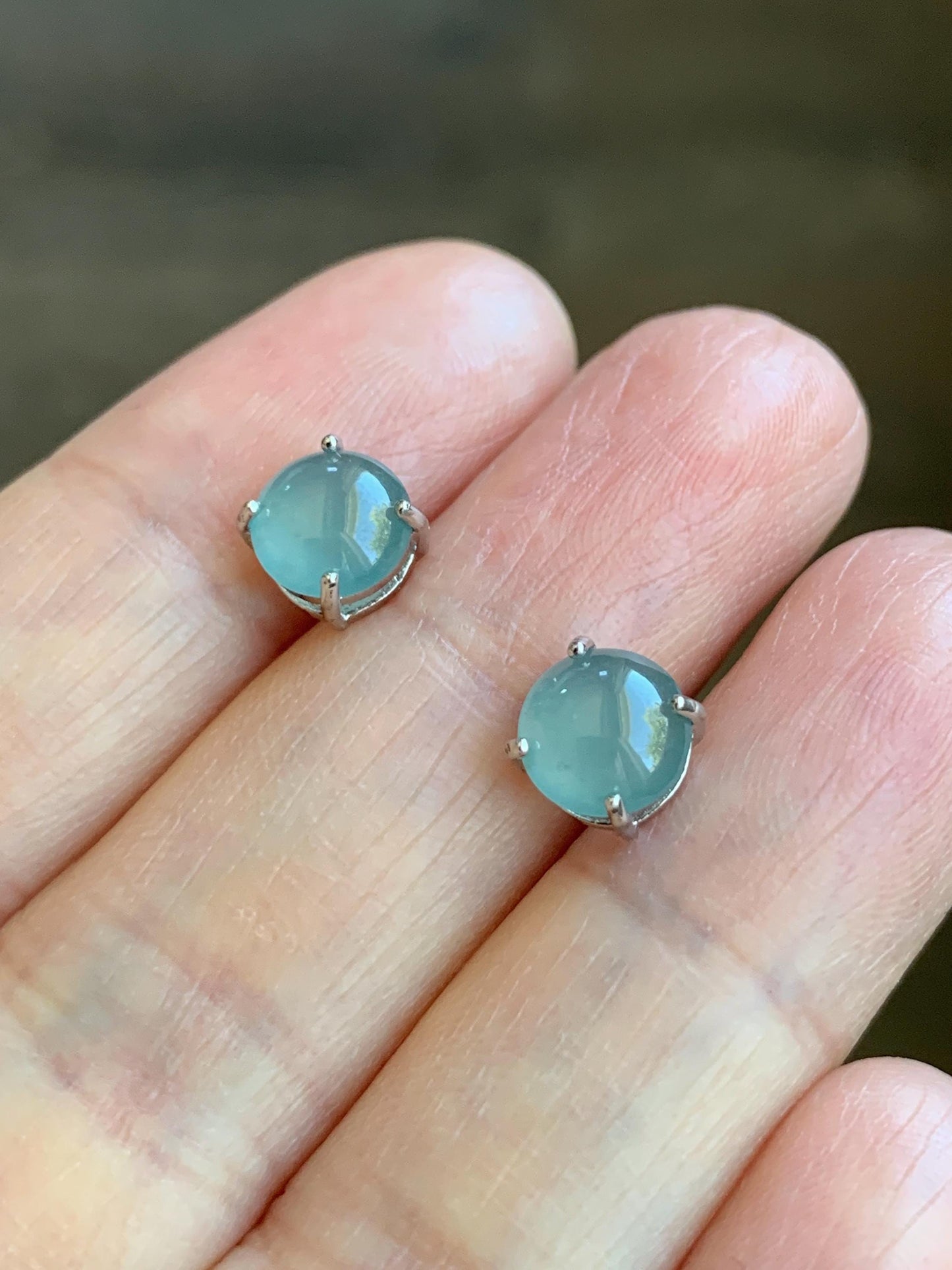 Natural Guatemalan Grade A Icy Translucent Light Teal Blue Jade Jadeite Round Stud Earrings Sterling Silver 7mm 天然冰危淡蓝翡翠蛋面银镶耳钉 WLZ66