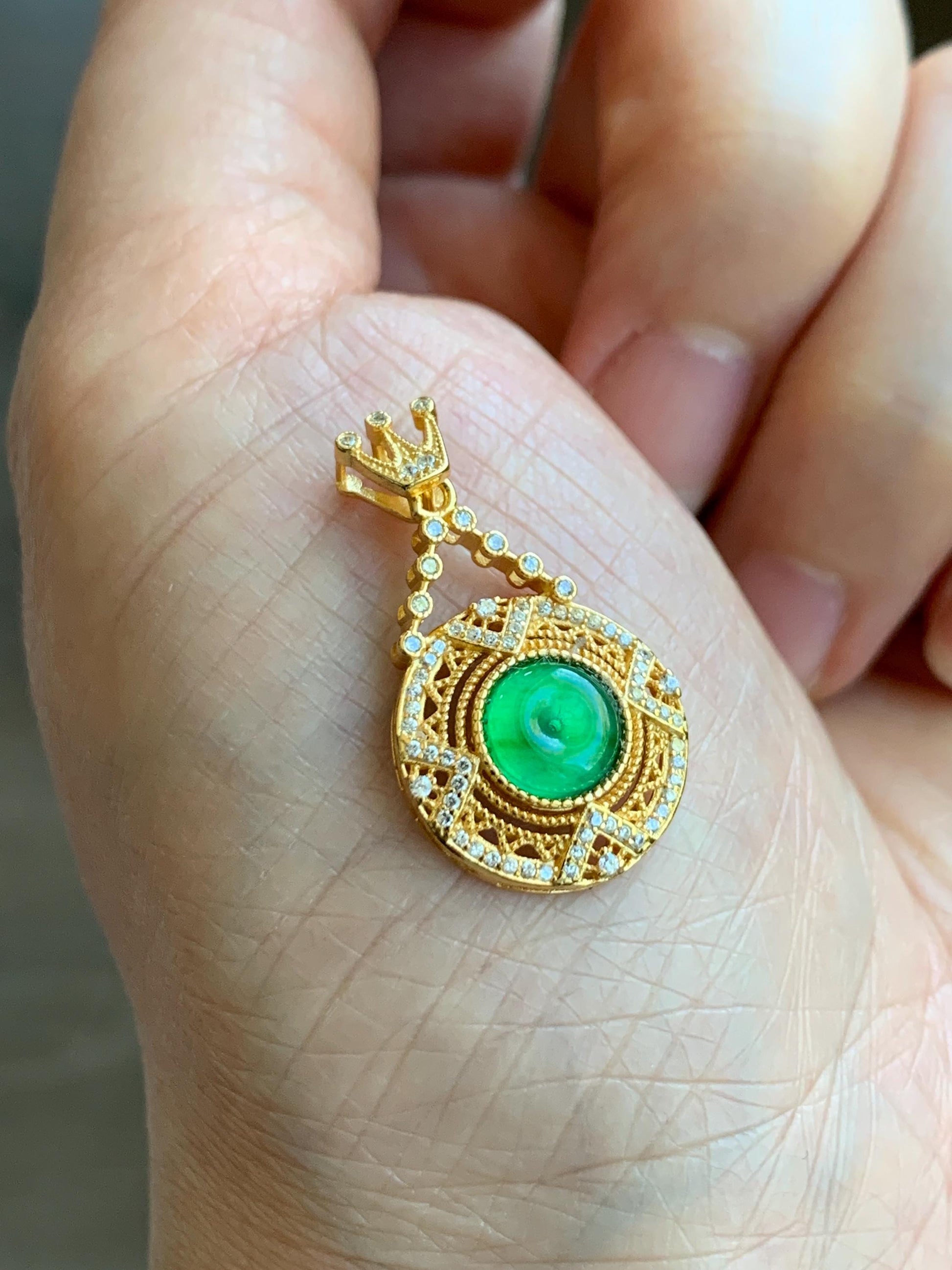 Natural Guatemalan Icy Translucent Vibrant Green Jadeite Ping An Kou Donut Pendant Sterling Silver Yellow Gold Finish 天然冰危绿翡翠迷你平安扣银镶吊坠 MNP66