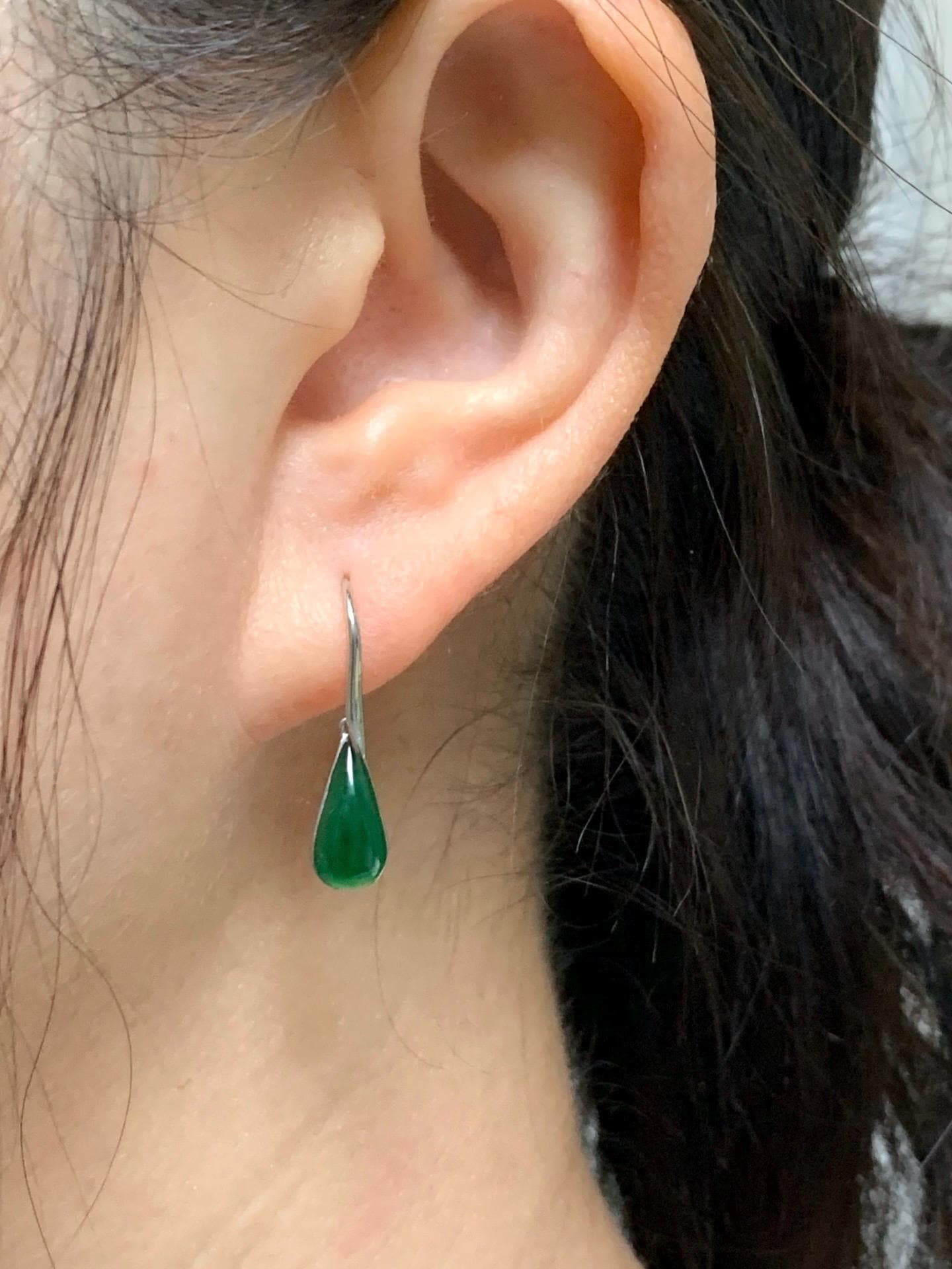 Certified Natural Guatemalan Icy Translucent Vibrant Green Jade Jadeite Teardrop Dangle Hook Earrings Sterling Silver 天然冰危绿翡翠水滴银镶耳钩耳吊 7432
