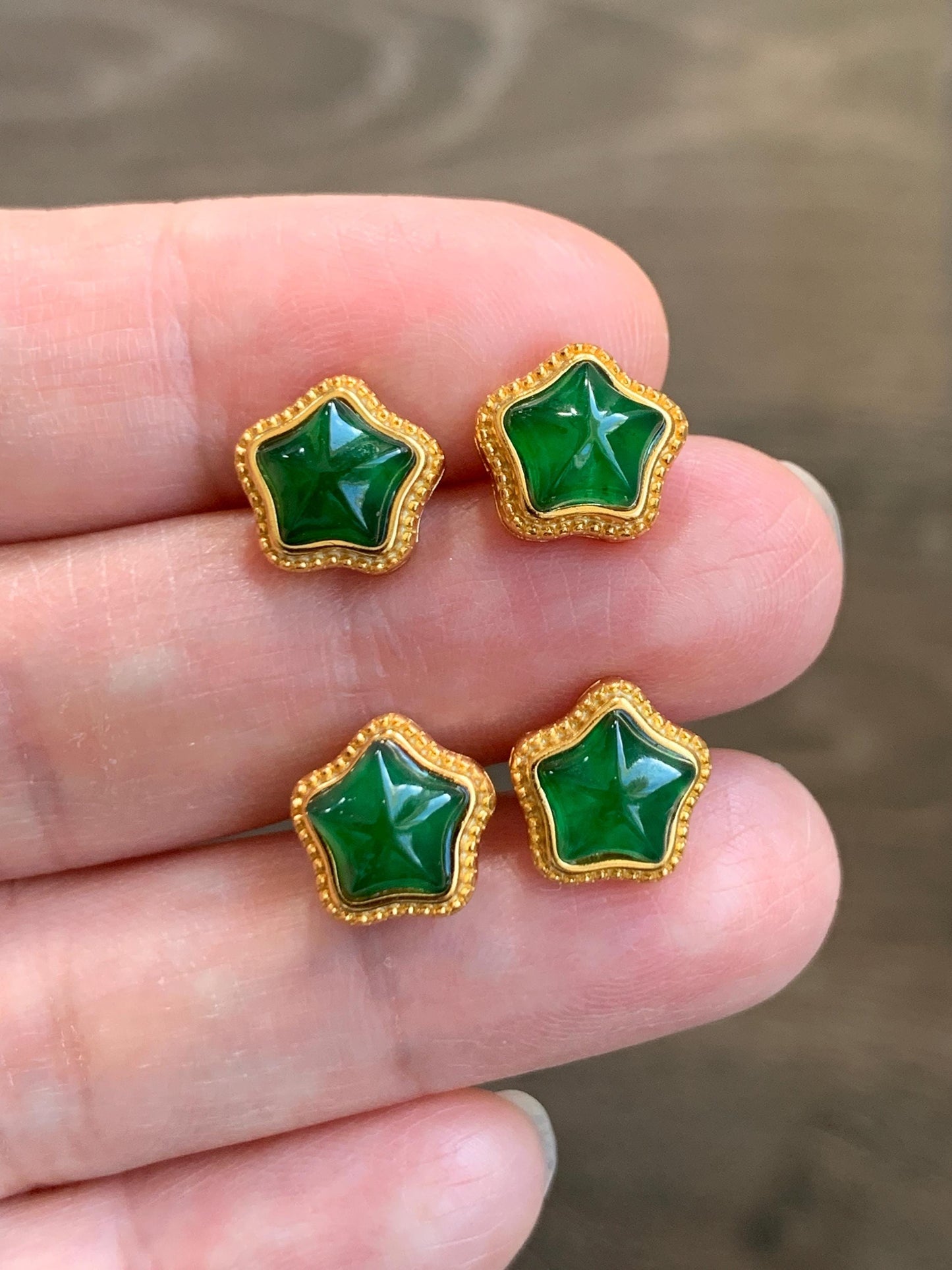 Natural Grade A Guatemalan Icy Translucent Vibrant Green Jadeite Star Stud Earrings Sterling Silver Yellow Gold Overlay 天然冰危绿翡翠星星银耳钉 XWX120