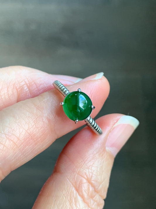 Natural Grade A Guatemalan Icy Translucent Vibrant Green Jadeite Solitaire Style Ring Sterling Silver Size Adjustable 天然冰危绿翡翠银镶戒指 XZJ88