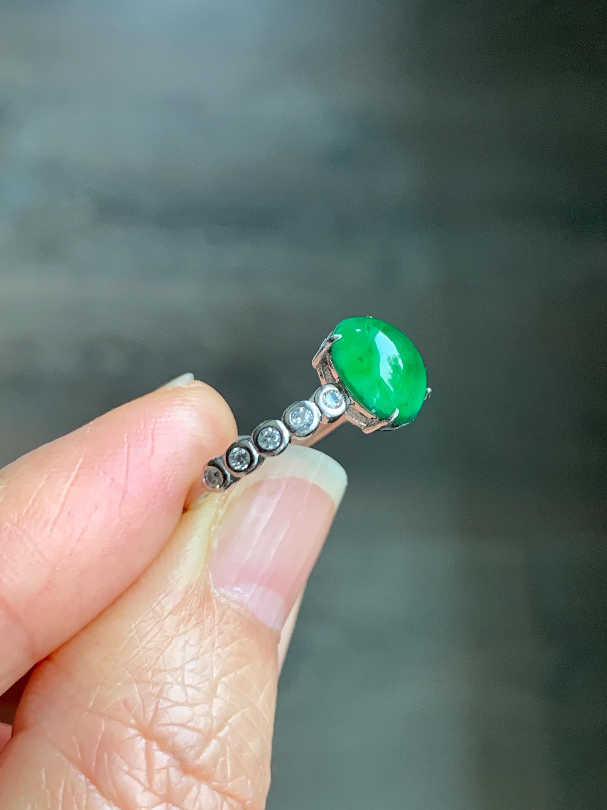 Natural Grade A Guatemalan Icy Translucent Vibrant Green Jadeite Solitaire Style Ring Sterling Silver Size Adjustable 天然冰危绿翡翠银镶戒指 WLY77