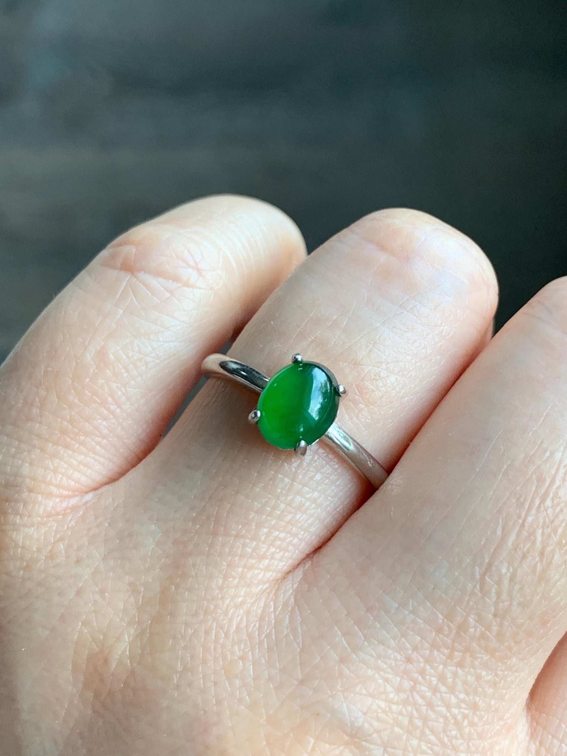 Natural Grade A Guatemalan Icy Translucent Vibrant Green Jadeite Solitaire Style Ring Sterling Silver Size Adjustable 天然冰危绿翡翠银镶戒指 TYL77