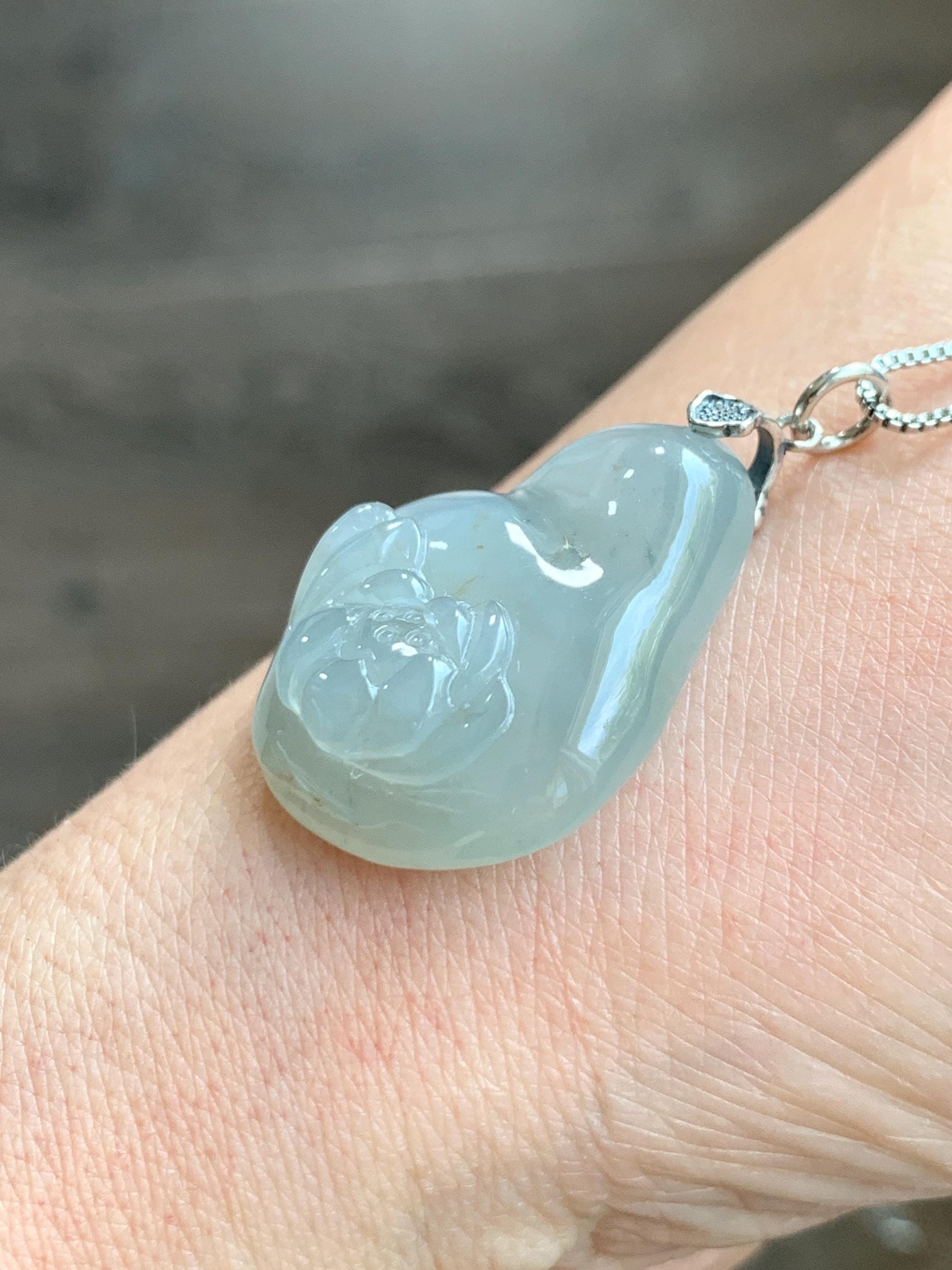 Natural Grade A Icy Translucent Gelatinous Beige Pastel Green Jadeite Lotus Flower Teardrop Pendant Sterling Silver 12g 天然冰胶晴底撒金翡翠莲花水滴吊坠