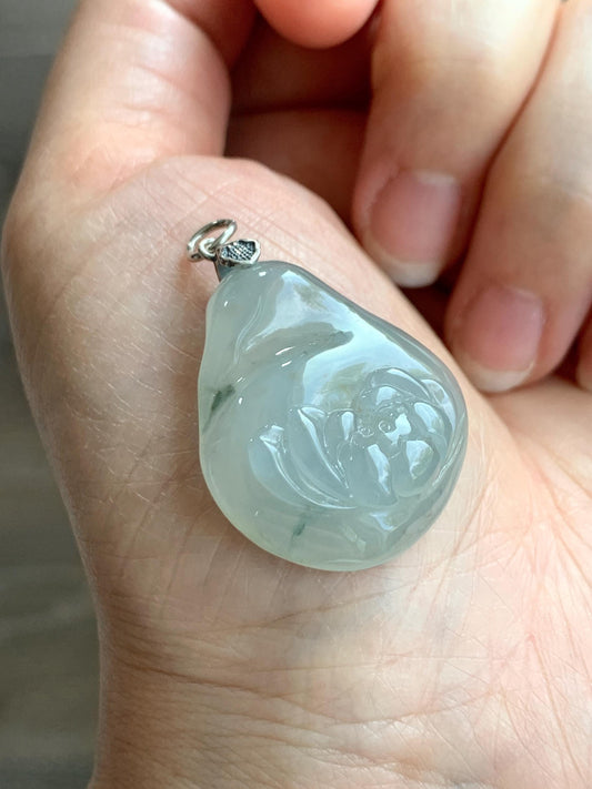 Natural Grade A Icy Translucent Gelatinous Beige Pastel Green Jadeite Lotus Flower Teardrop Pendant Sterling Silver 12g 天然冰胶晴底撒金翡翠莲花水滴吊坠