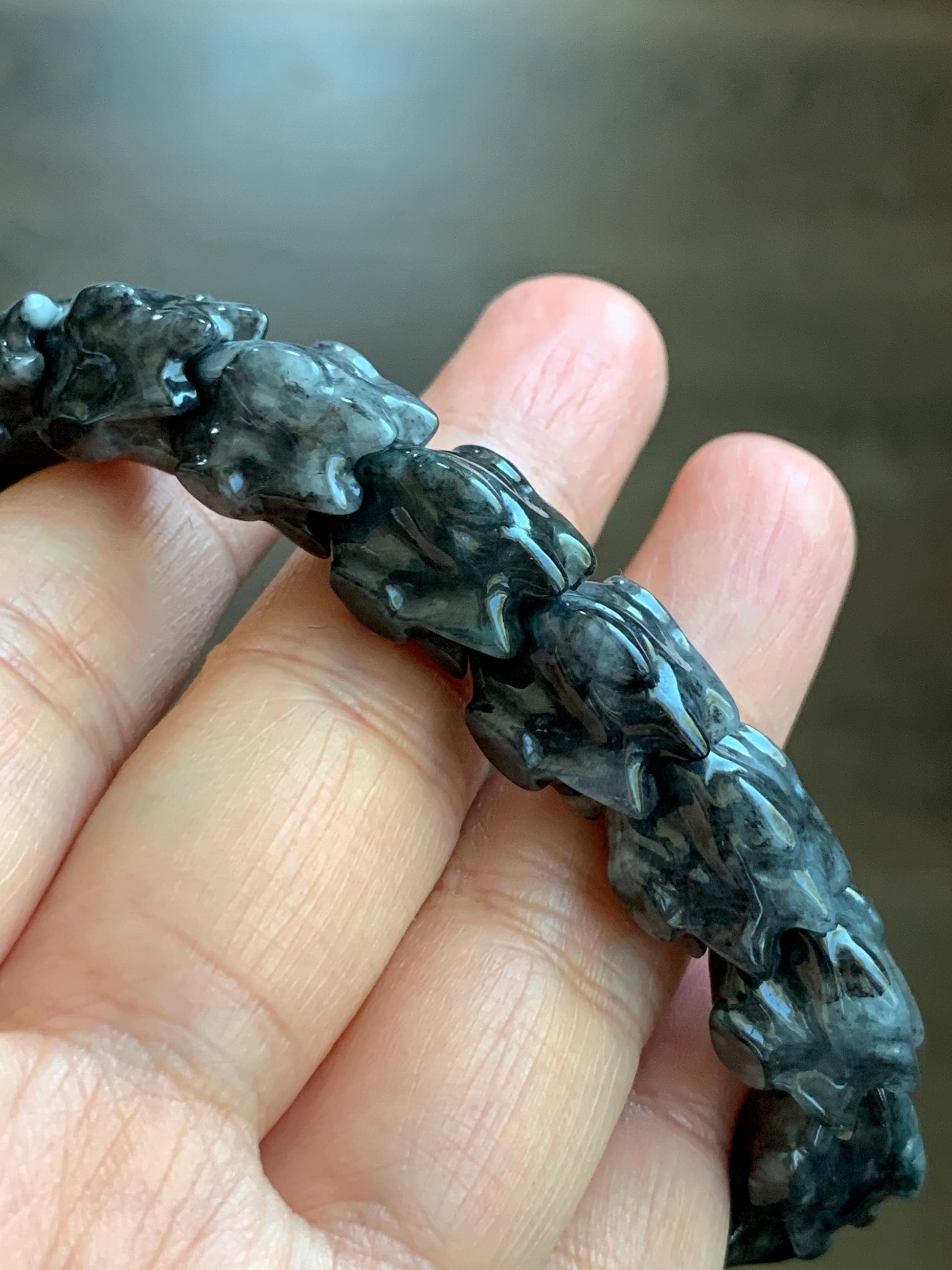 Natural Grade A Icy Wuji Jadeite Carved Dragon Bone & Icy Translucent Red Marbled Jadeite Bead Beaded Bracelet 7.75" 55g 天然乌鸡翡翠龙骨撒金翡翠珠手串 WLG