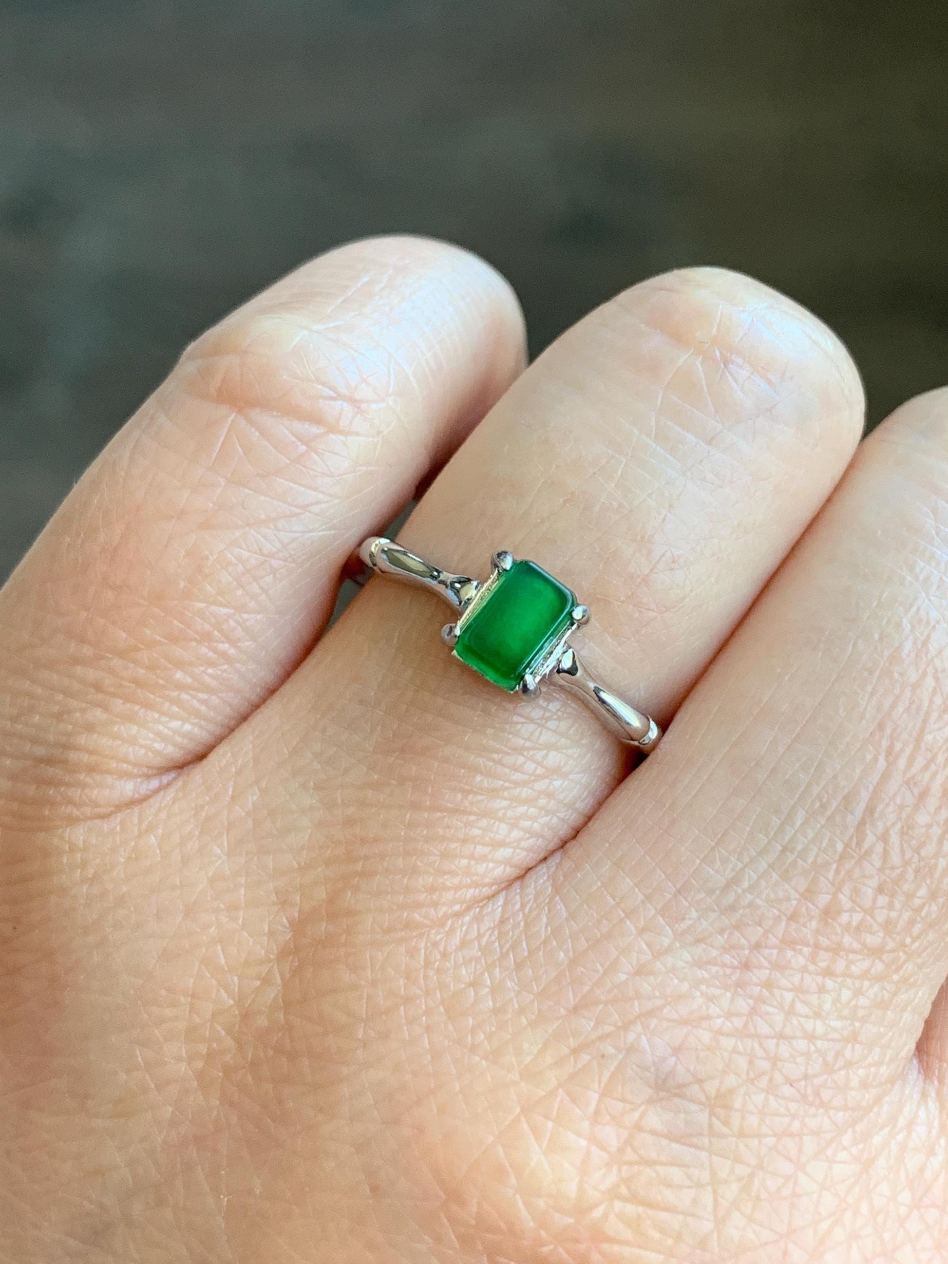 Natural Grade A Guatemalan Icy Translucent Vibrant Green Jadeite Bamboo Ring Sterling Silver Size Adjustable 天然冰危绿切割面翡翠竹节银镶戒指 ZJL55A