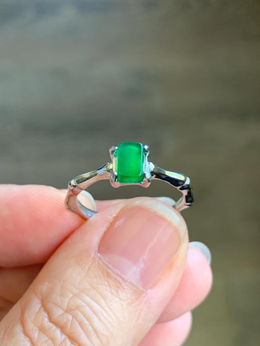 Natural Grade A Guatemalan Icy Translucent Vibrant Green Jadeite Bamboo Ring Sterling Silver Size Adjustable 天然冰危绿切割面翡翠竹节银镶戒指 ZJL55A