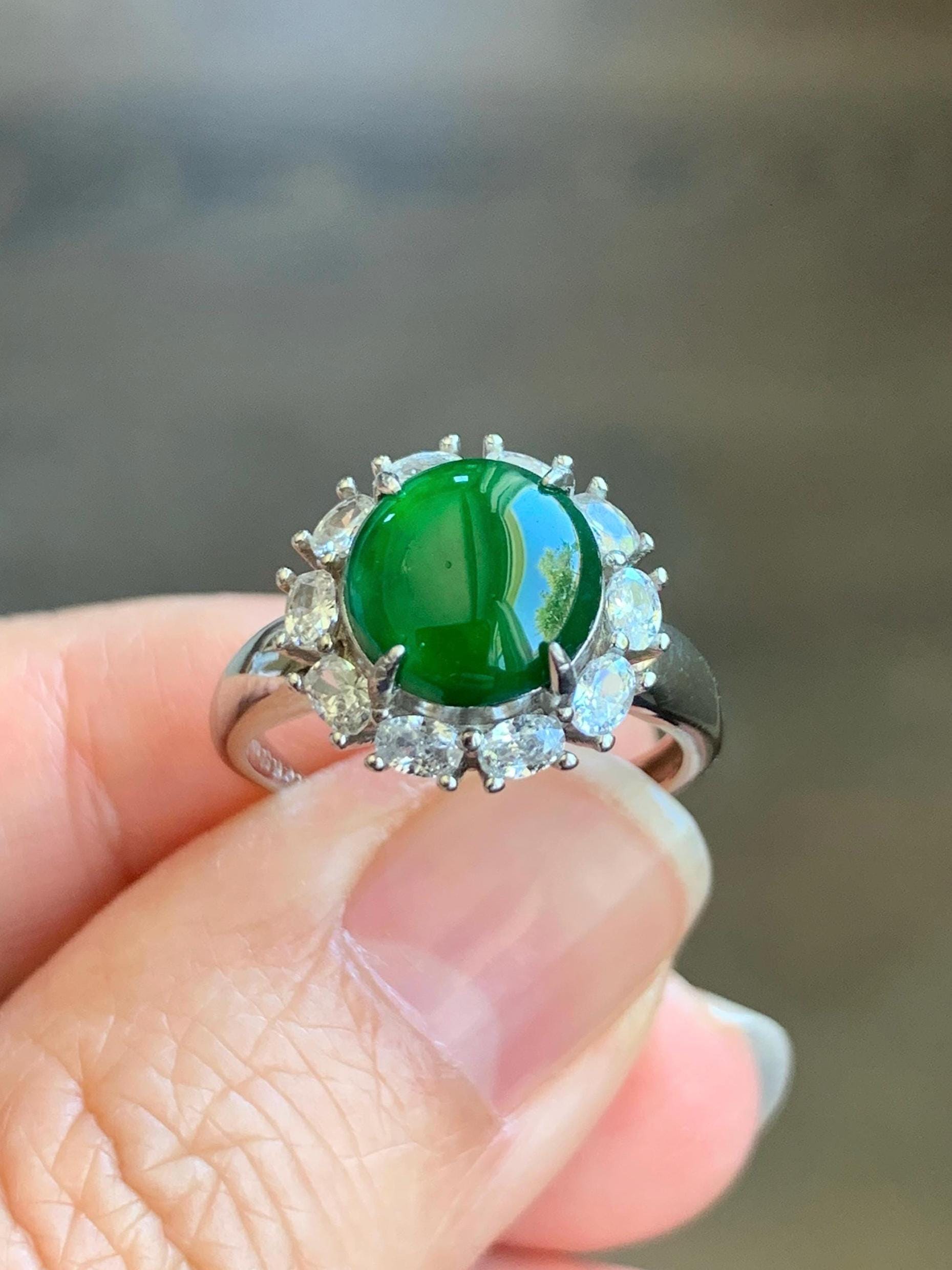 Natural Grade A Guatemalan Icy Translucent Vibrant Green Round Cabochon Jadeite Halo Ring Sterling Silver Size Adjustable 天然冰危绿翡翠银镶戒指 WLH150
