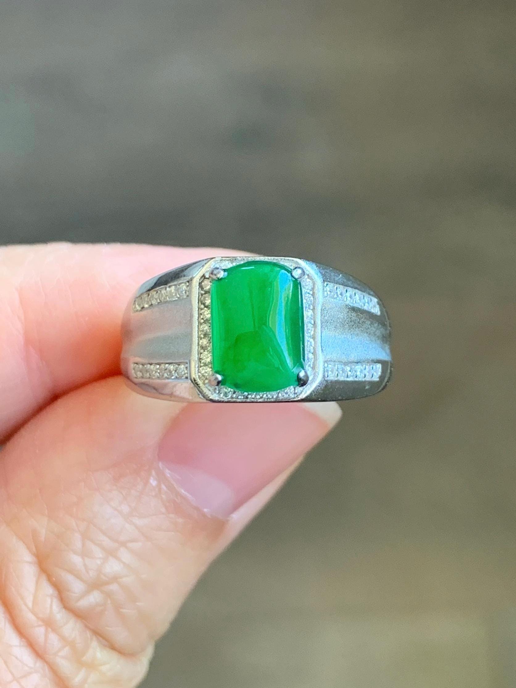 Natural Grade A Guatemalan Icy Translucent Vibrant Green Jadeite Saddle Ring Sterling Silver Size Adjustable 天然冰危绿翡翠马鞍银镶戒指 WLD150B