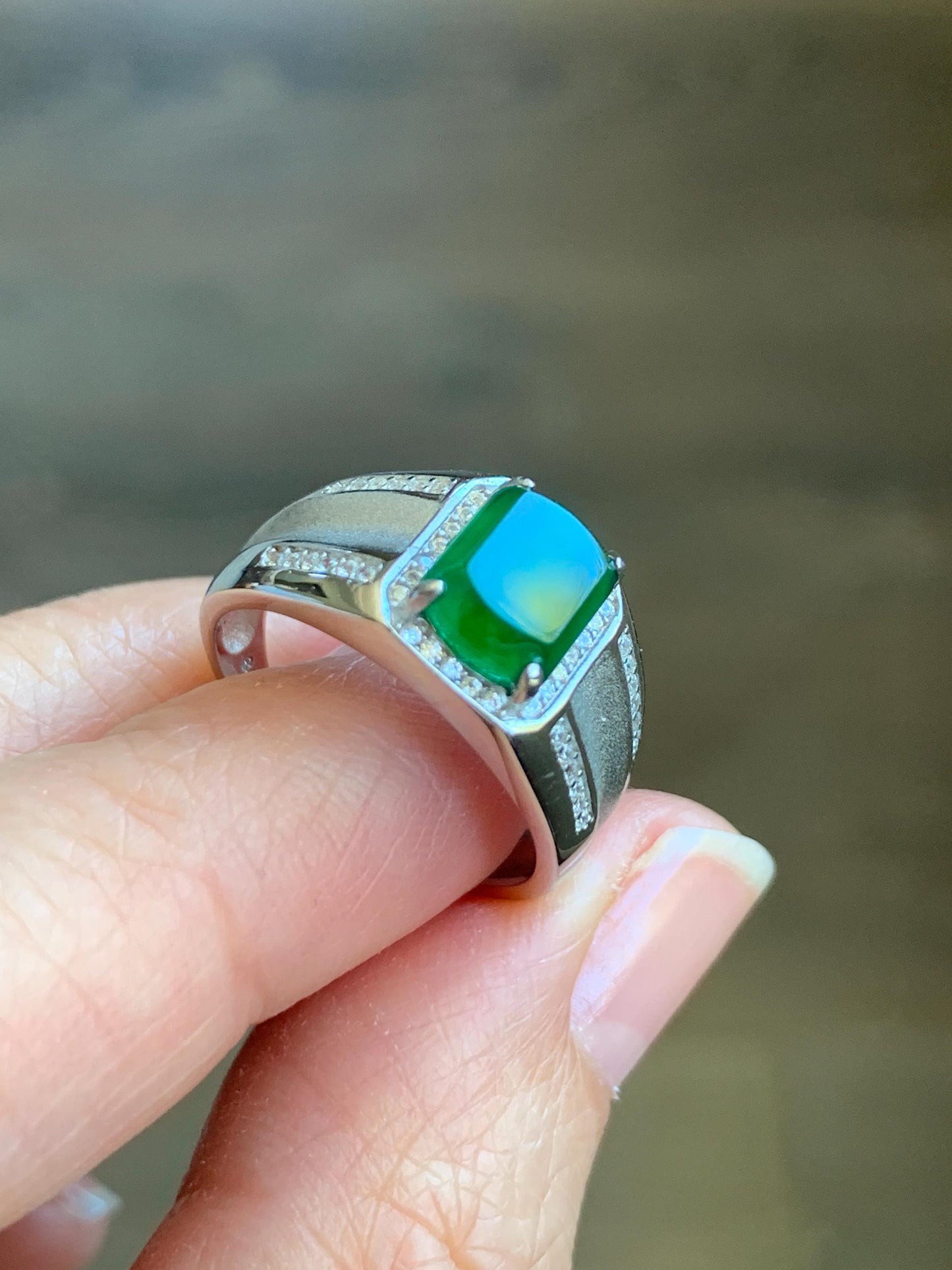 Natural Grade A Guatemalan Icy Translucent Vibrant Green Faceted Jadeite Ring Sterling Silver Size Adjustable 天然冰危绿翡翠切割面银镶戒指 EML110