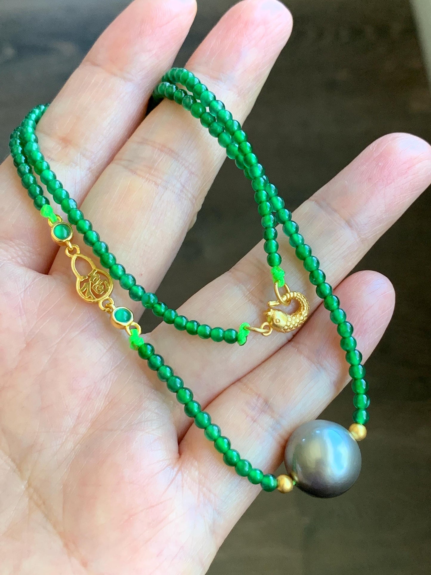 Natural Grade A Guatemalan Icy Translucent Vibrant Green Jadeite Genuine Tahitian Pearl Sterling Silver Beaded Necklace 16” 天然冰危绿翡翠珠大溪地珍珠项链