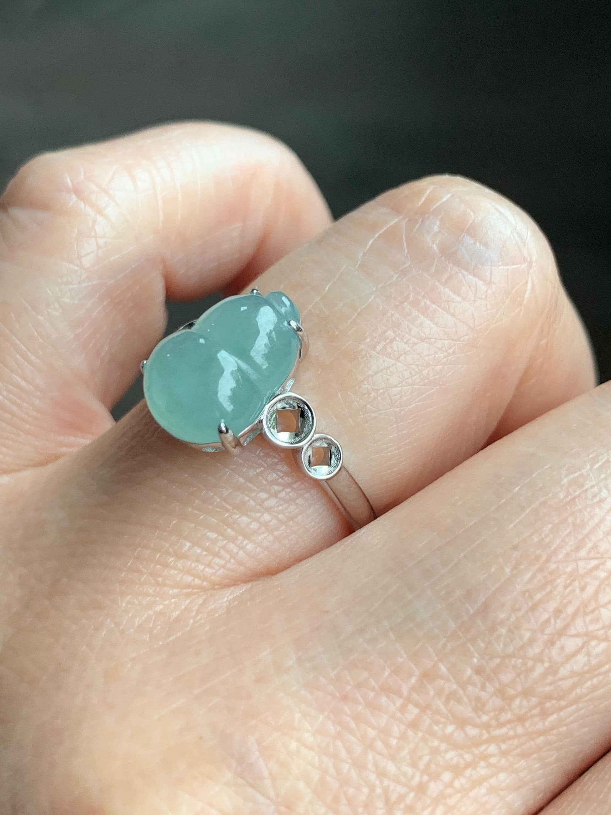 Certified Natural Grade A Icy Translucent Gelatinous Light Green Jadeite Gourd Hulu Ring Sterling Silver size 7 US 2.7g 天然冰胶晴蓝底翡翠葫芦镶嵌戒指 1504