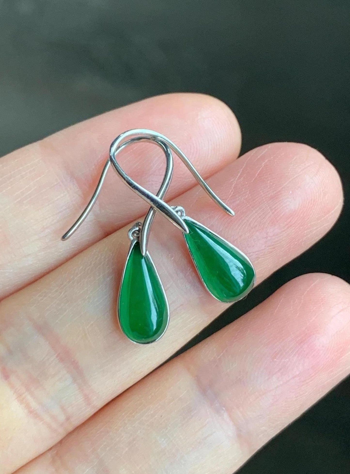 Certified Natural Guatemalan Icy Translucent Vibrant Green Jade Jadeite Teardrop Dangle Hook Earrings Sterling Silver 天然冰危绿翡翠水滴银镶耳钩耳吊 7432