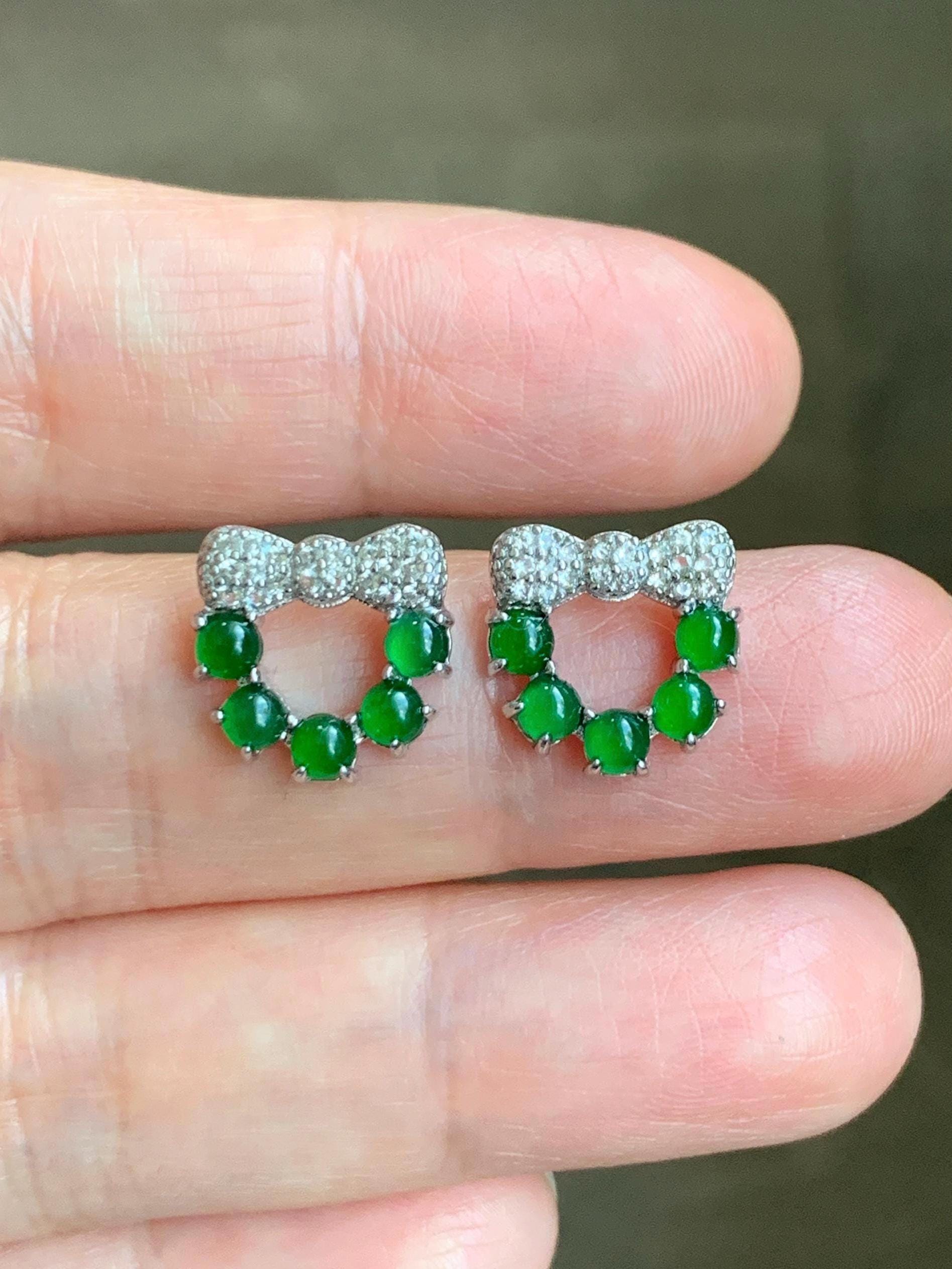 Natural Guatemalan Grade A Icy Translucent Vibrant Green Jadeite Wreath Design Stud Earrings S925 Sterling Silver 2g 天然冰危绿翡翠银镶耳钉 WLQ120