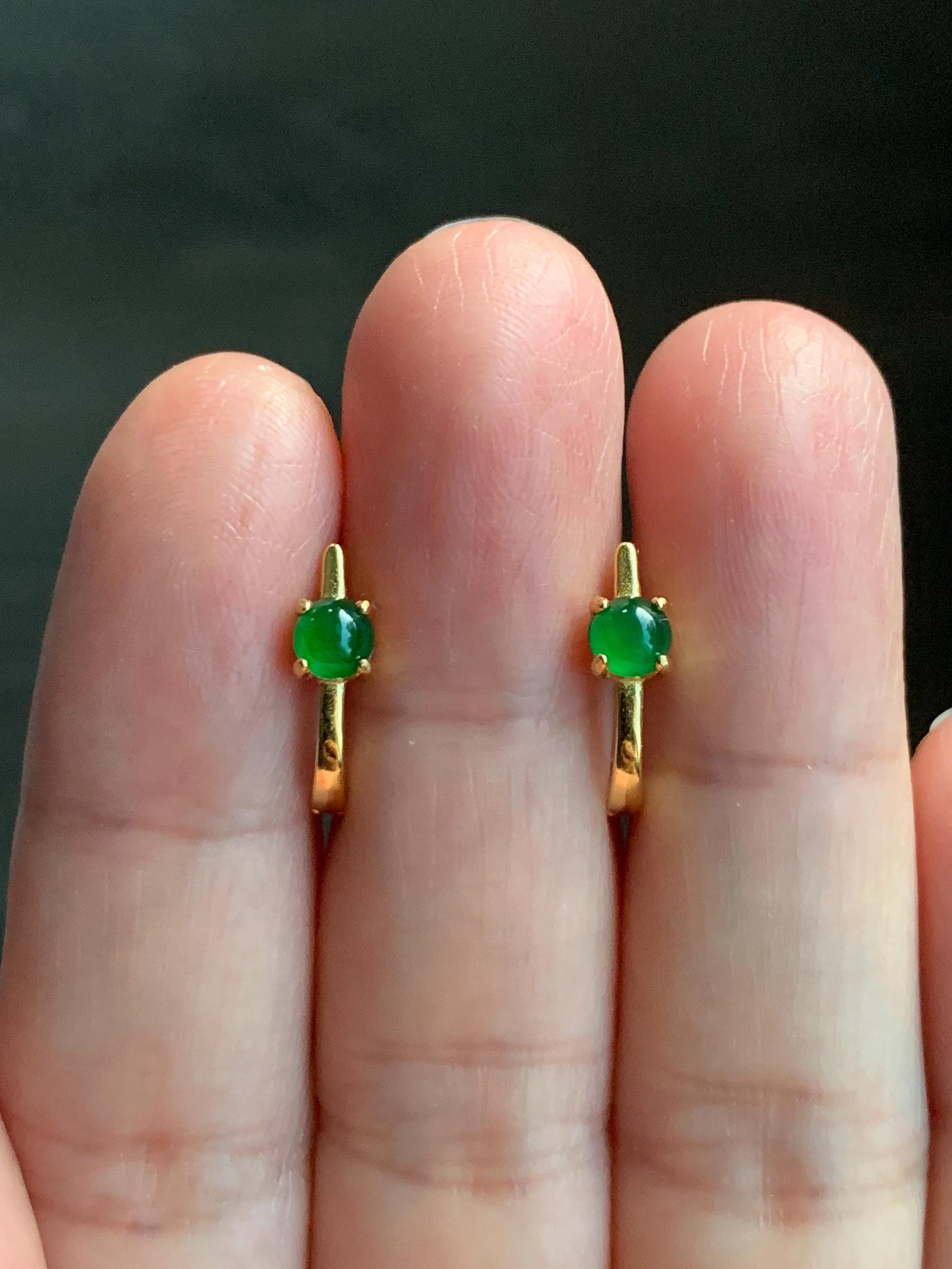 Natural Guatemalan Grade A Icy Translucent Vibrant Green Jadeite Hoop Huggie Earrings Sterling Silver Yellow Gold Overlay 天然冰危绿翡翠银镶耳包 JDEB55