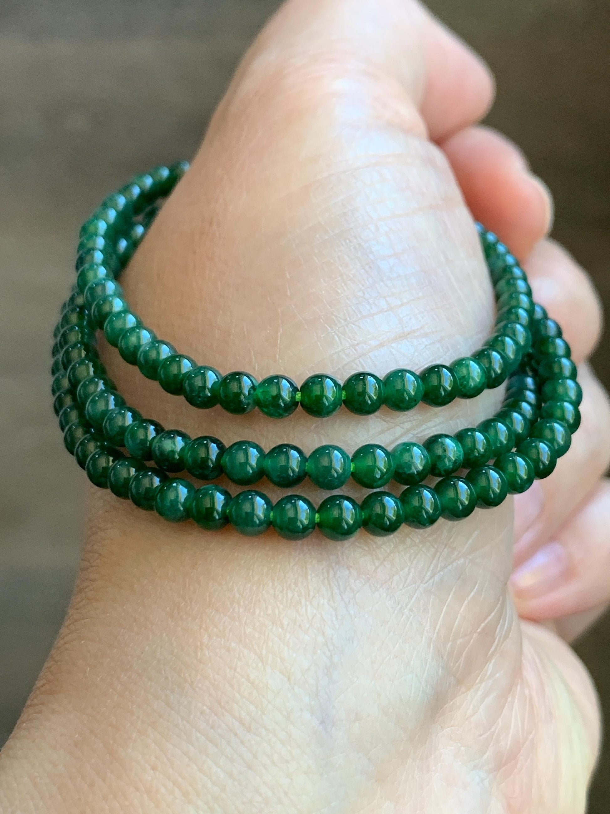 Certified Grade A Natural Guatemalan Icy Translucent Intense Green Jadeite Petite Beads Beaded Necklace 3.8mm 21” 14g 天然冰危绿翡翠小圆珠项链 1698