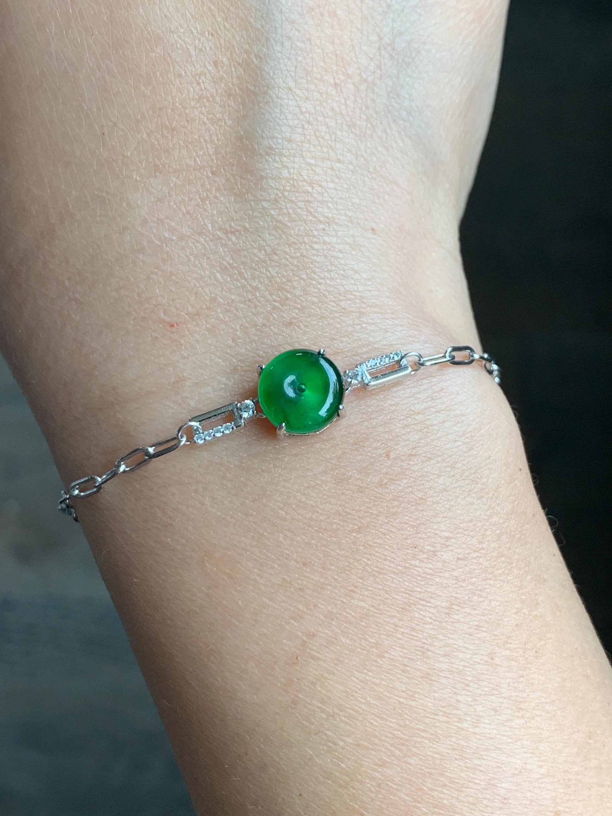 Natural Guatemalan Icy Translucent Vibrant Green Jadeite Mini Ping An Kou Donut Chain Bracelet Sterling Silver 天然冰危绿翡翠迷你平安扣银手链 PAL128Y