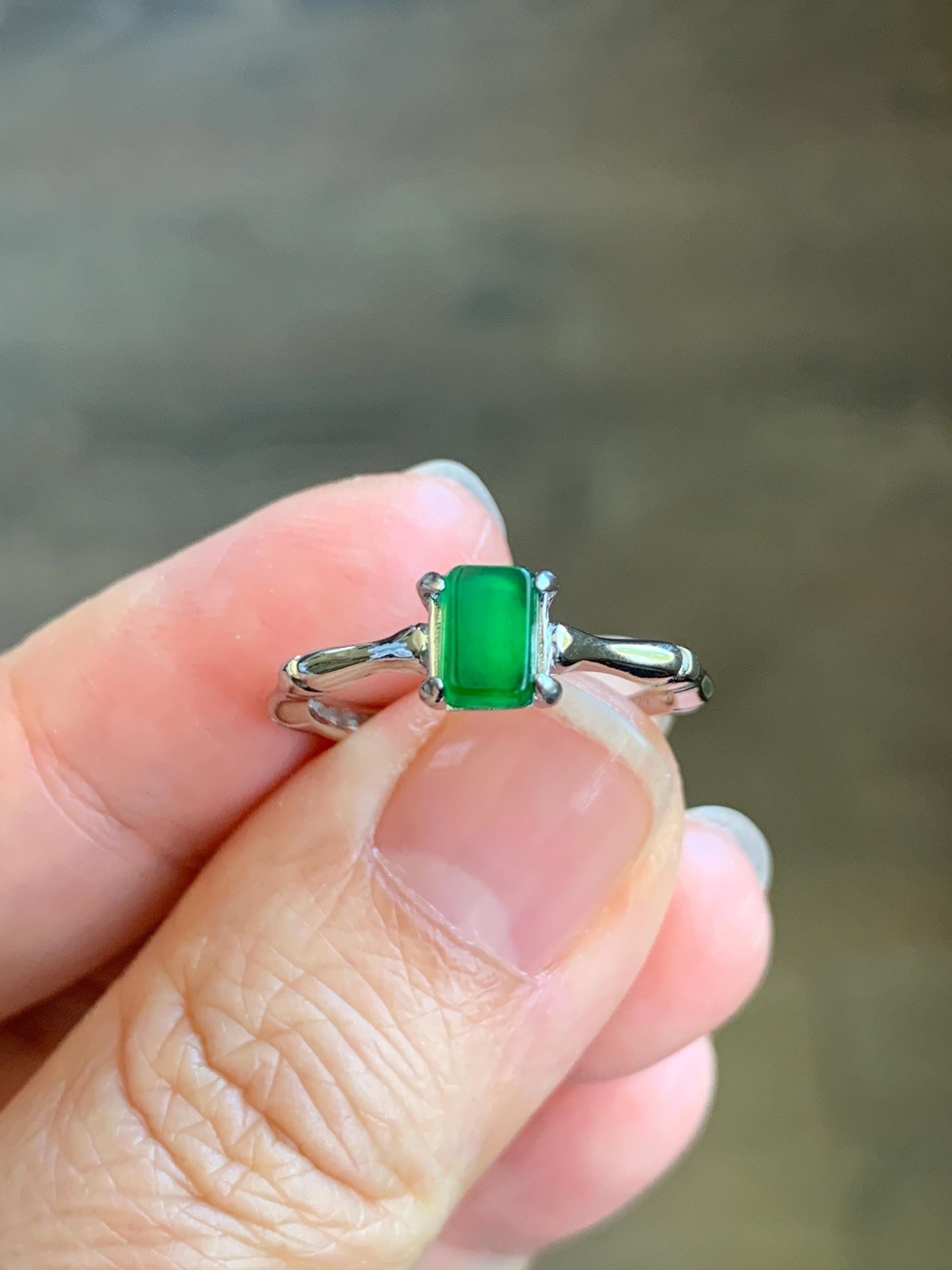 Natural Grade A Guatemalan Icy Translucent Vibrant Green Jadeite Bamboo Ring Sterling Silver Size Adjustable 天然冰危绿切割面翡翠竹节银镶戒指 ZJL55A