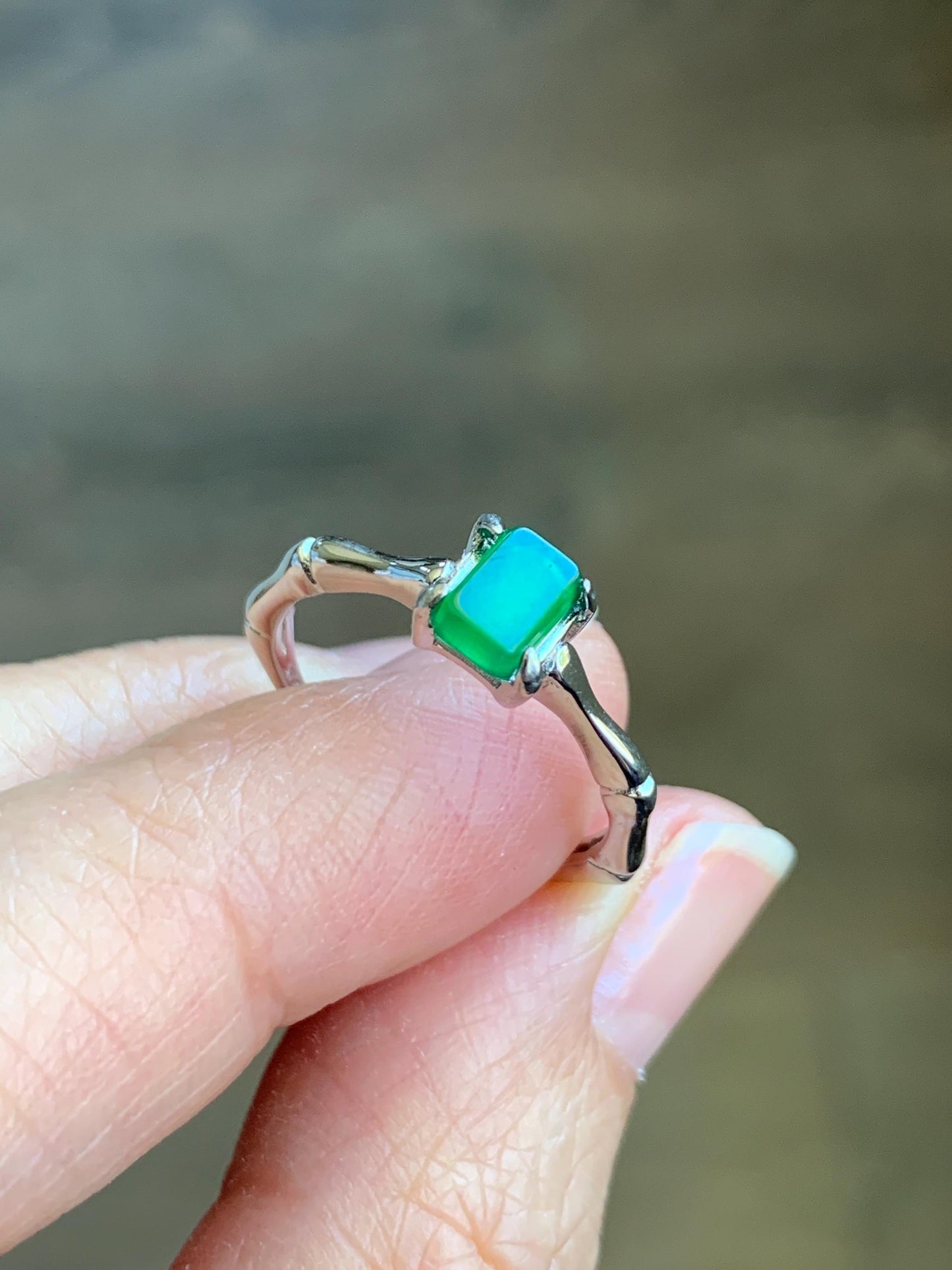 Natural Grade A Guatemalan Icy Translucent Vibrant Green Jadeite Bamboo Ring Sterling Silver Size Adjustable 天然冰危绿切割面翡翠竹节银镶戒指 ZJL55A