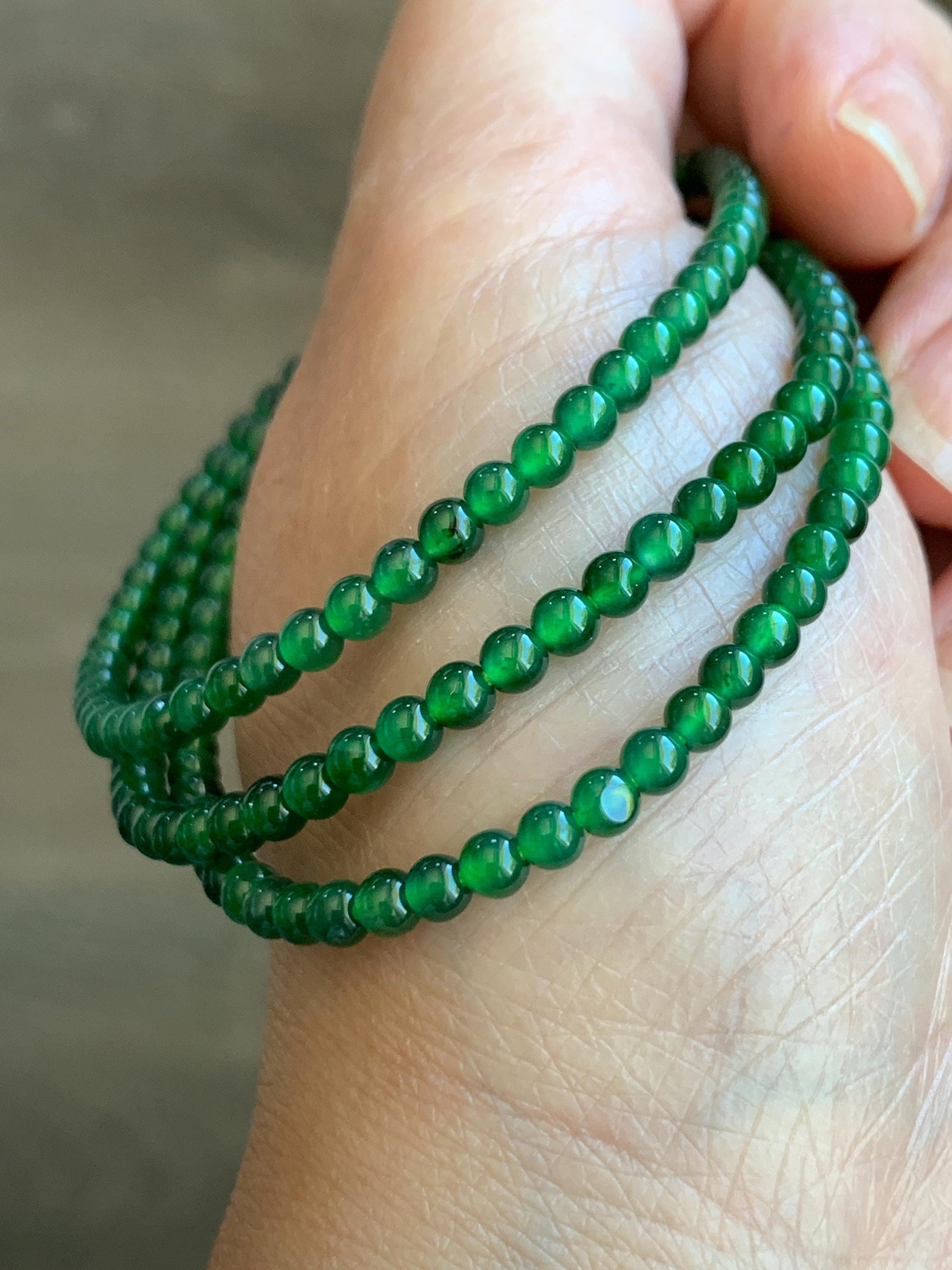 Natural Grade A Guatemalan Icy Highly Translucent Vibrant Green Jadeite Petite Beads Beaded Bracelet 6.75” 3.5mm 天然高冰危绿翡翠小卡圆珠手串 WLH630