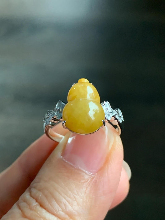 Certified Natural Grade A Icy Translucent Gelatinous Deep Yellow Jadeite Gourd Hulu Ring Sterling Silver size 7.25 US 天然糯冰油黄翡翠葫芦镶嵌戒指 1500