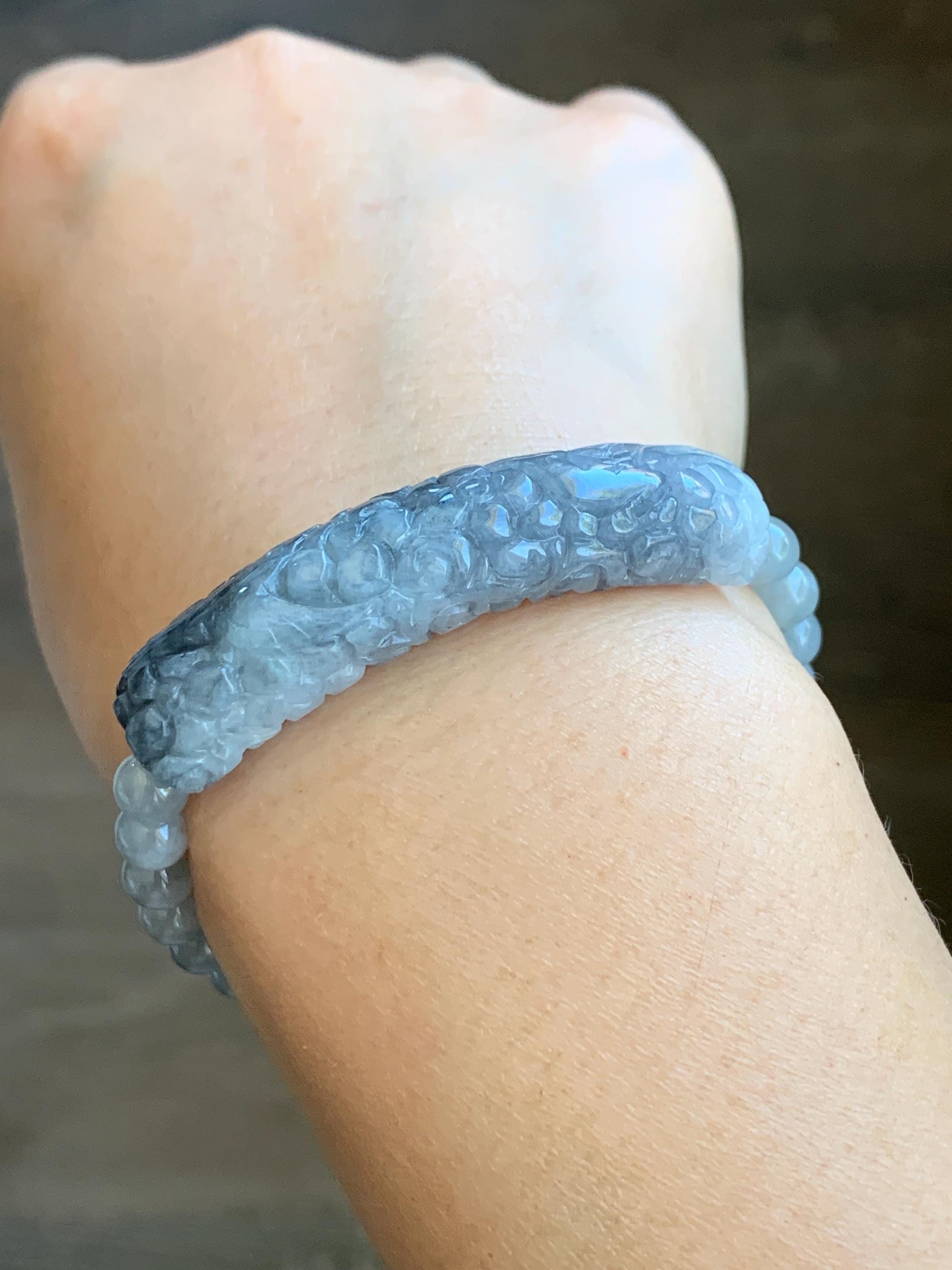 Natural Grade A Icy Translucent Wuji Jadeite Engraved Birds & Flower Cuff Wuji Beads Beaded Rope Bracelet 6.75” 21g 天然冰乌鸡翡翠仿古雕手牌手串 XQW139