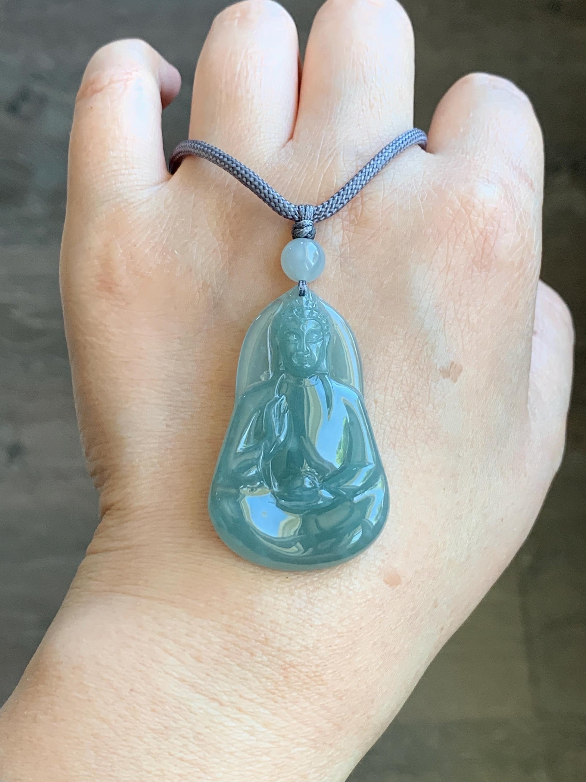 Natural Grade A Guatemalan Icy Translucent Gelatinous Dusty Blue Jadeite Carved Guanyin Pendant Rope Necklace 25” 12g 天然冰胶危浅蓝翡翠素衣观音吊坠 SYG110