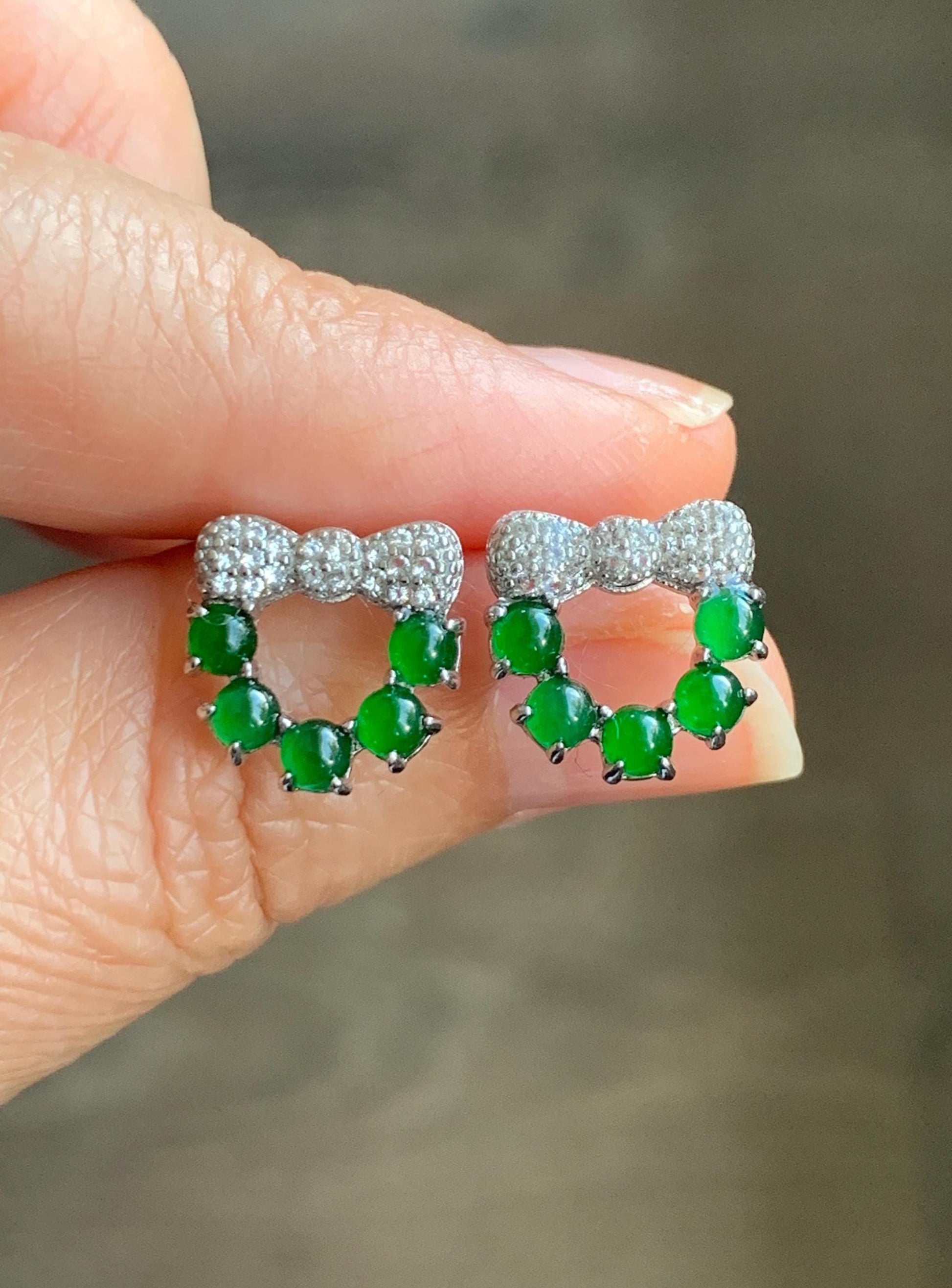 Natural Guatemalan Grade A Icy Translucent Vibrant Green Jadeite Wreath Design Stud Earrings S925 Sterling Silver 2g 天然冰危绿翡翠银镶耳钉 WLQ120