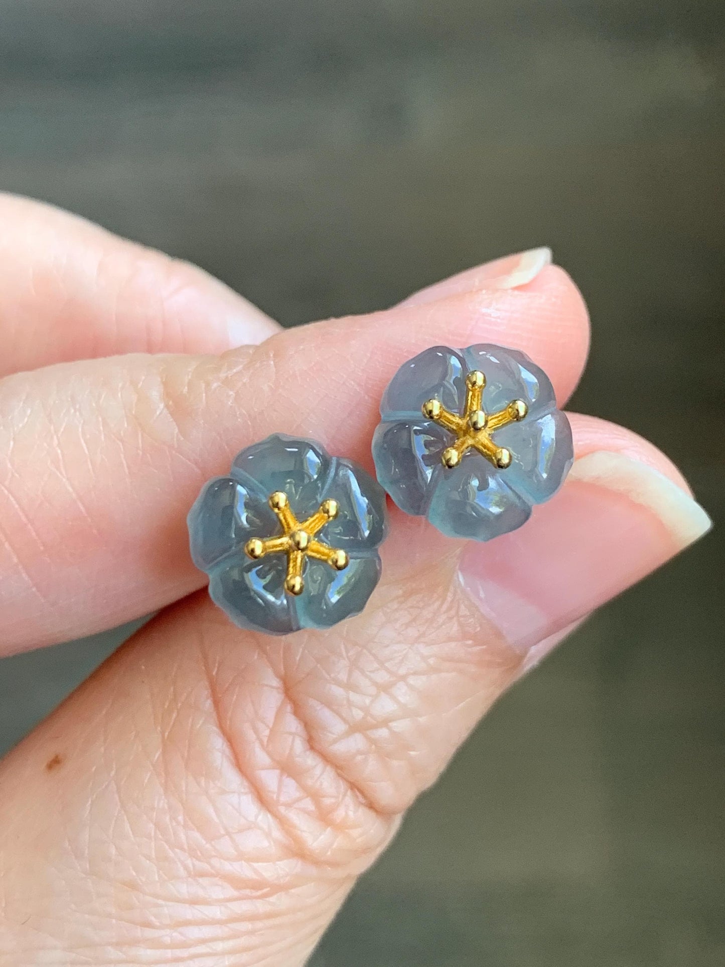 Natural Guatemalan Icy Highly Translucent Gelatinous Deep Indigo Blue Jadeite Cherry Blossom Stud Earring Sterling Silver 天然高冰危蓝翡翠梅花银镶耳钉
