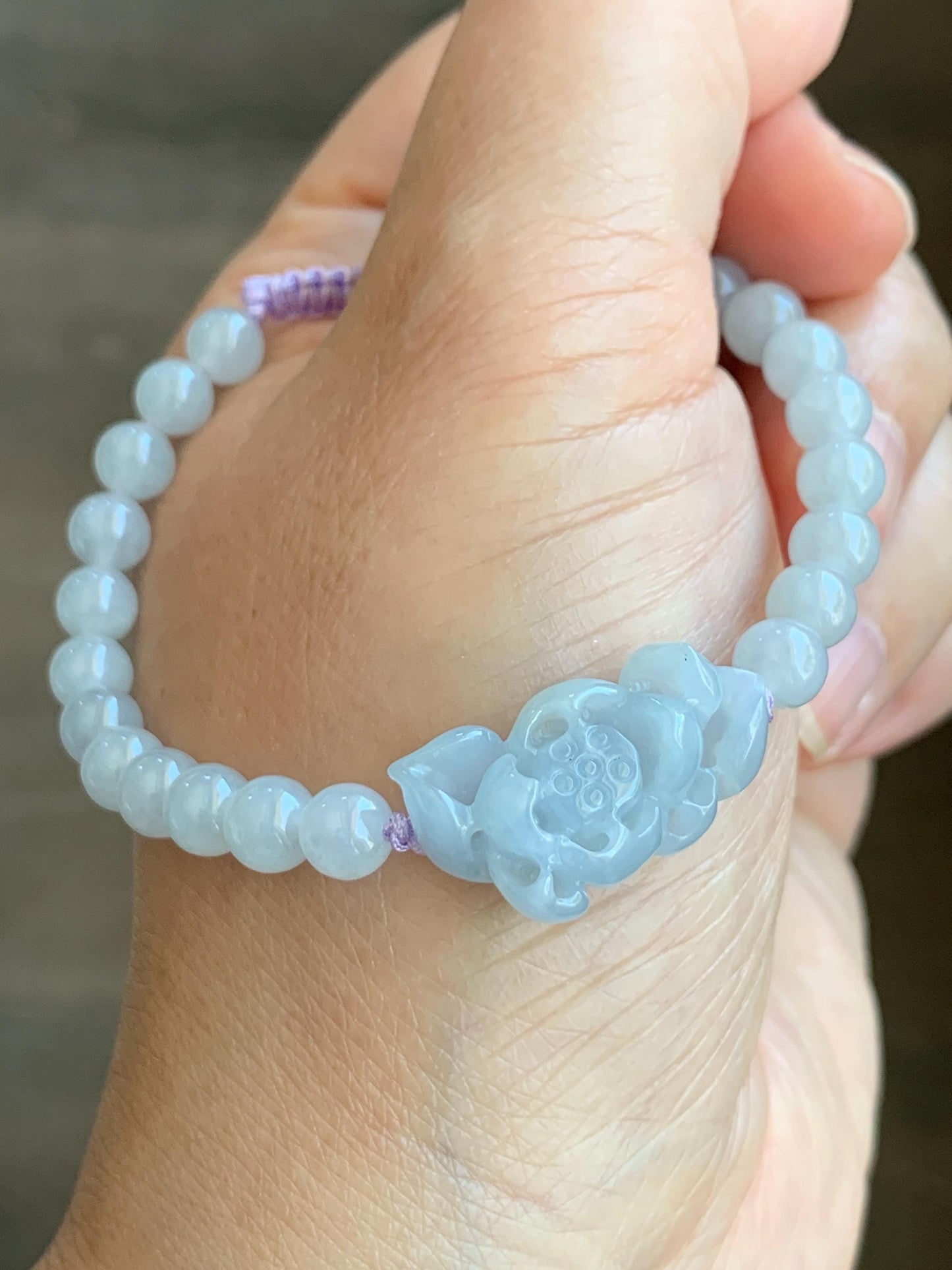 Natural Grade A Icy Translucent Gelatinous Pastel Purplish Blue Jade Jadeite Lotus Flower Beaded Bracelet 6.75" 12g 天然冰淡蓝紫底翡翠莲花圆珠手串 DLZ-A