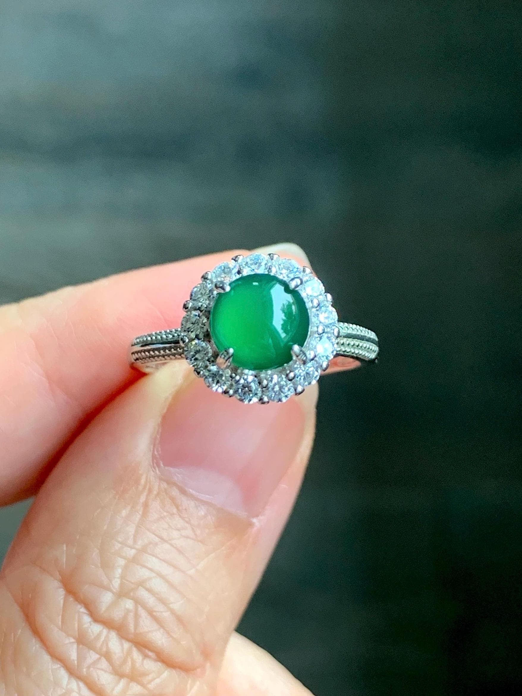 Natural Grade A Guatemalan Icy Translucent Vibrant Green Round Cabochon Jadeite Halo Ring Sterling Silver Size Adjustable 天然冰危绿翡翠银镶戒指 WLH88R