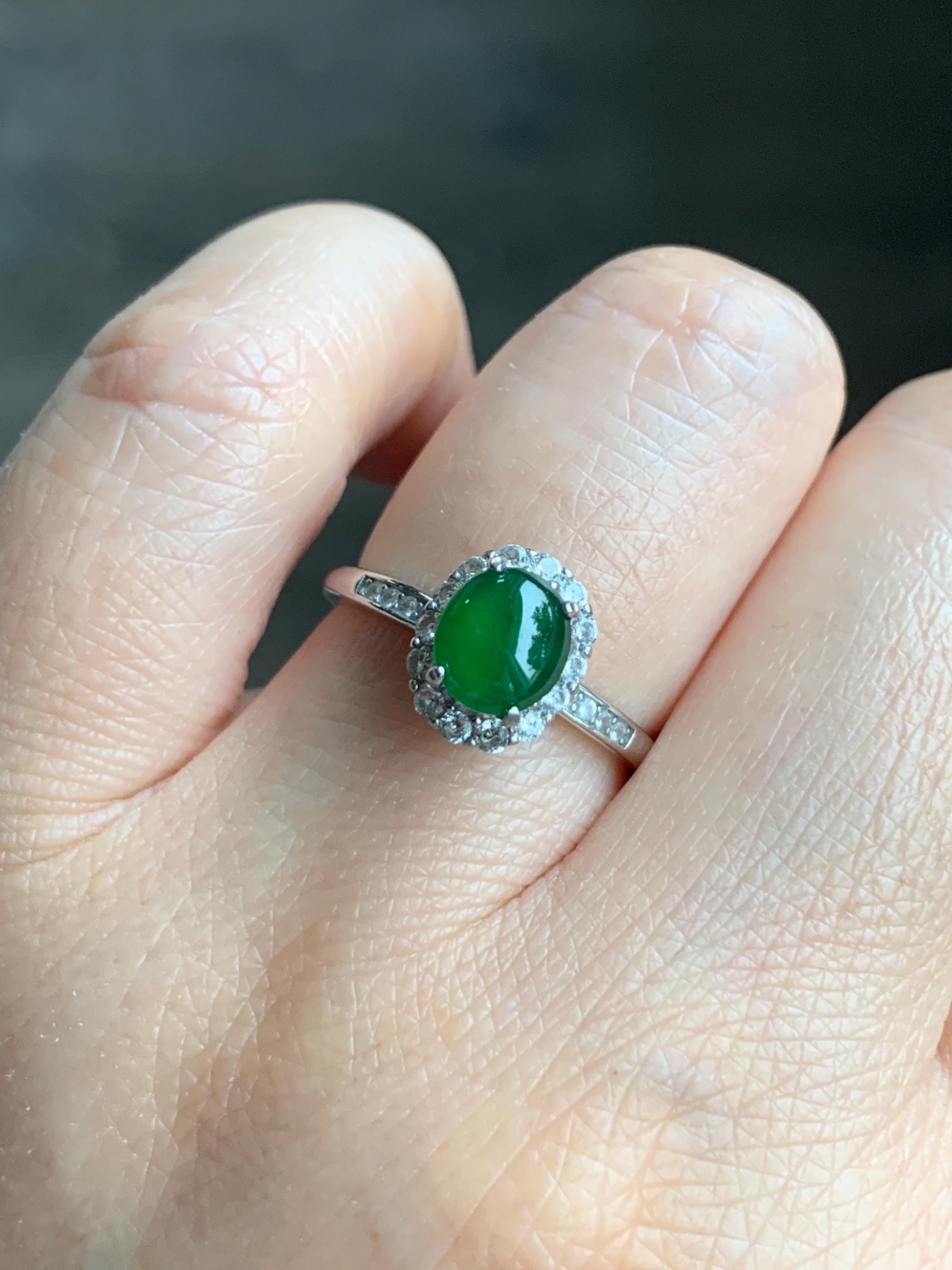 Natural Grade A Guatemalan Icy Translucent Vibrant Green Oval Cabochon Jadeite Halo Ring Sterling Silver Size Adjustable 天然冰危绿翡翠银镶戒指 WLH88T
