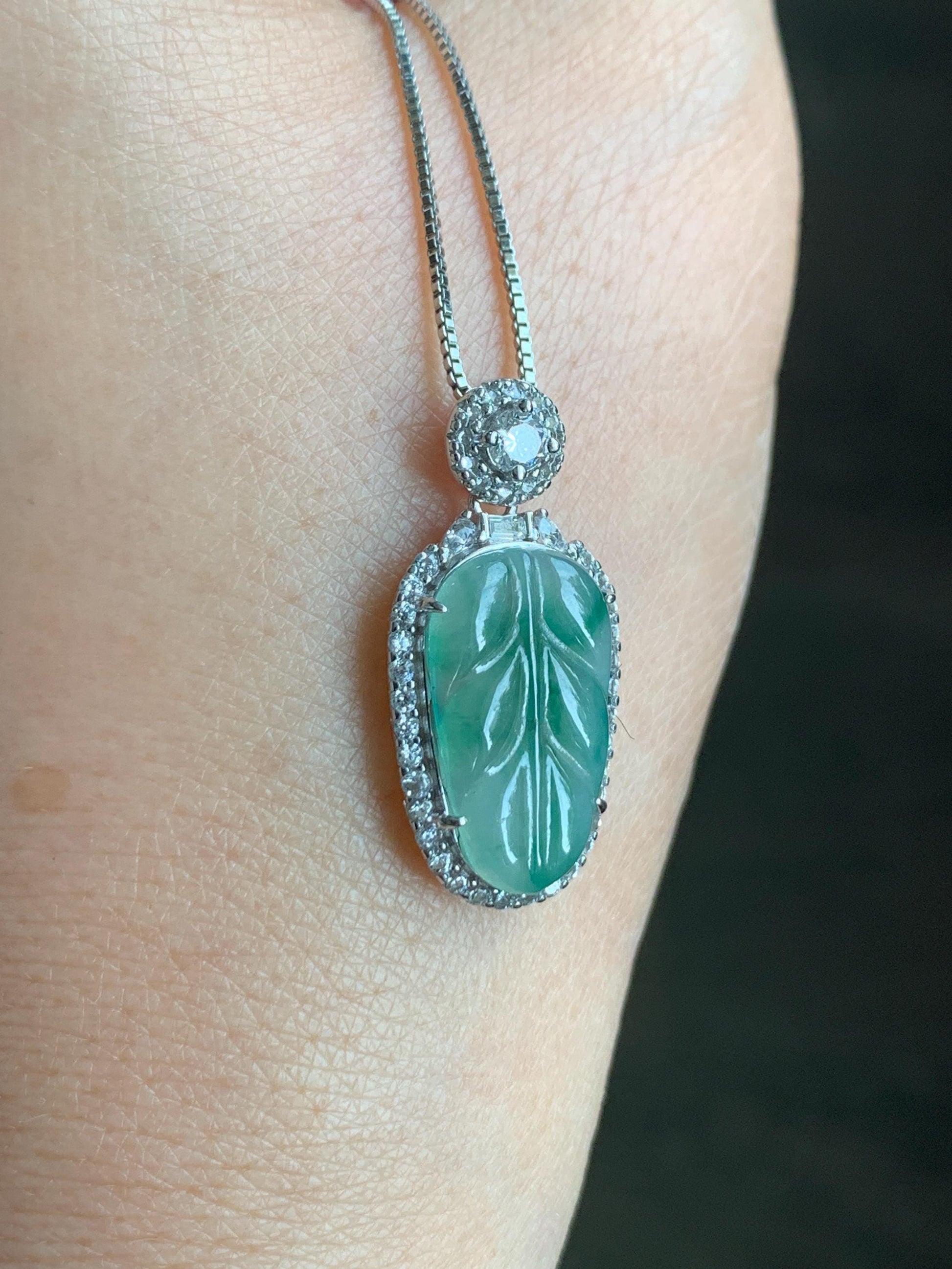 Small Natural Grade A Icy Highly Translucent Gelatinous Green Marbled Jadeite Leaf Pendant S925 Sterling Silver 天然冰胶飘绿花翡翠叶子银镶吊坠 YXR88-C