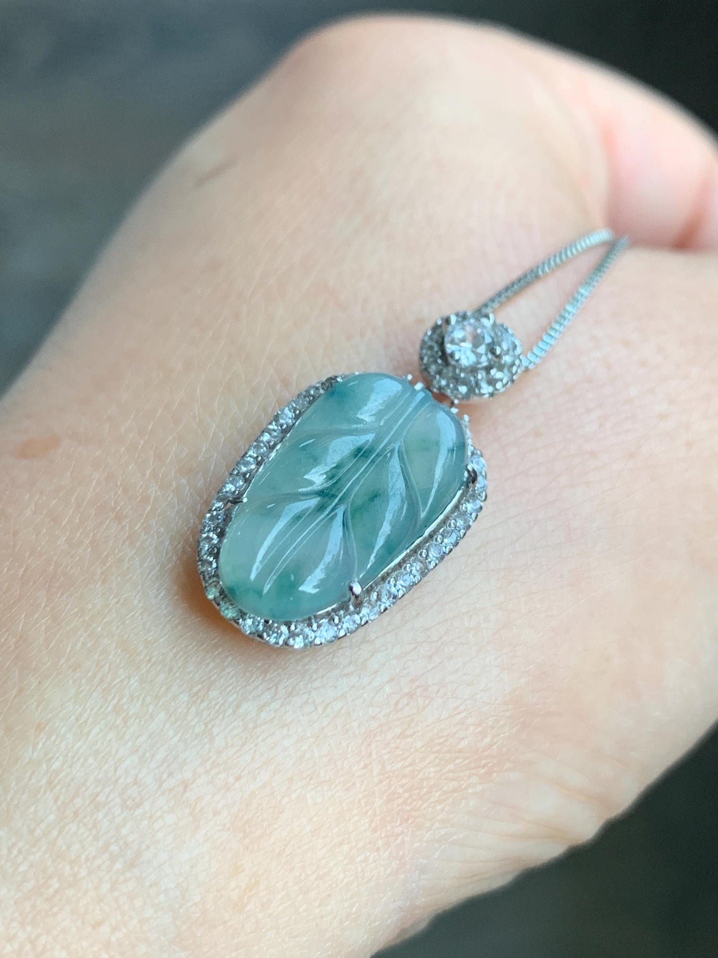 Small Natural Grade A Icy Highly Translucent Gelatinous Green Marbled Jadeite Leaf Pendant S925 Sterling Silver 天然冰胶飘绿花翡翠叶子银镶吊坠 YXR88-D