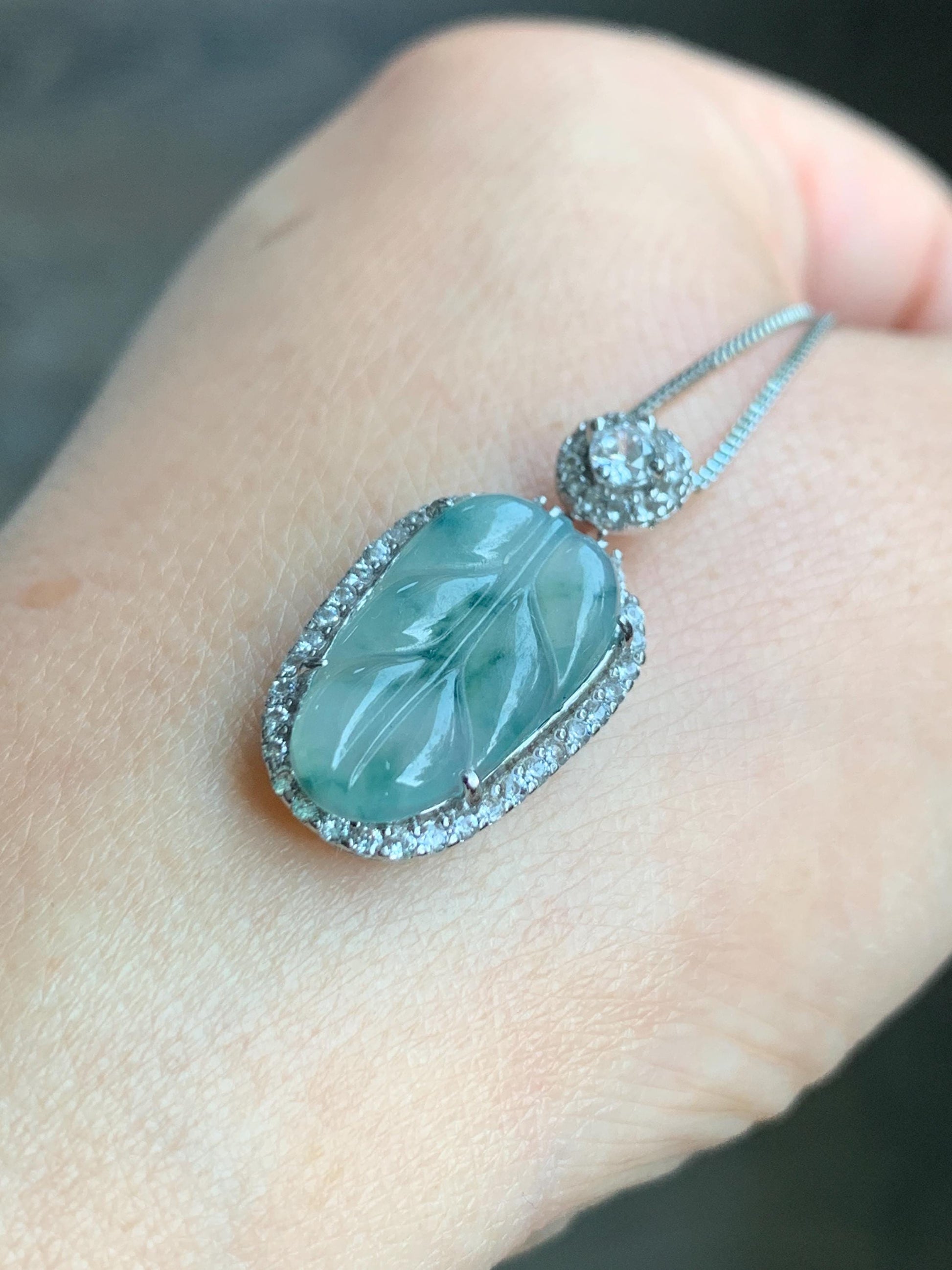 Small Natural Grade A Icy Highly Translucent Gelatinous Green Marbled Jadeite Leaf Pendant S925 Sterling Silver 天然冰胶飘绿花翡翠叶子银镶吊坠 YXR88-D