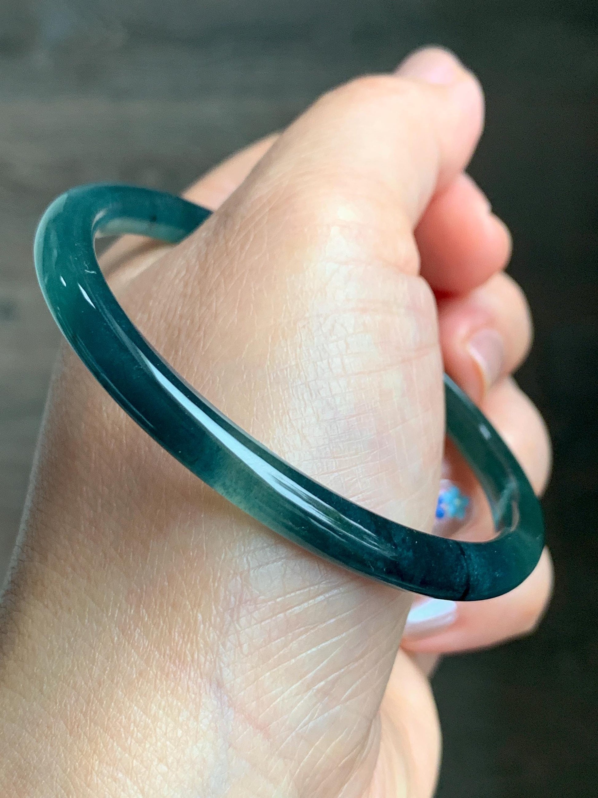 Natural Grade A Guatemalan Icy Translucent Gelatinous Dark Teal Green Jade Jadeite Slim Bangle 55.69mm 17g 天然老种冰胶危蓝绿翡翠细圆条手镯 WLU305A