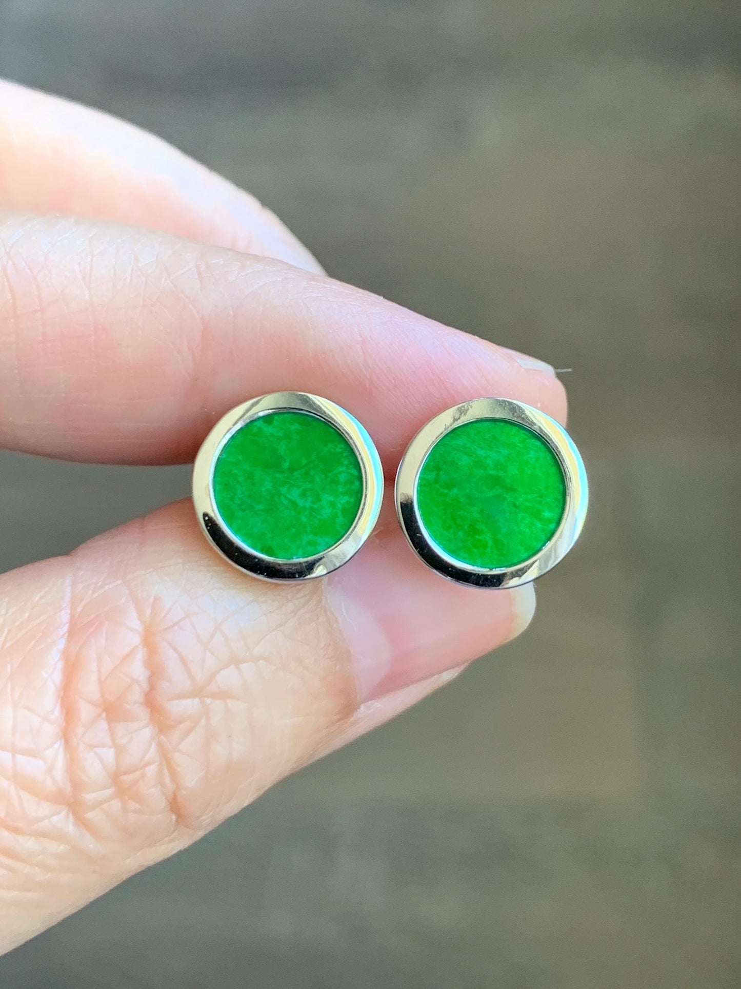 Natural Grade A Translucent Vibrant Green Jade Jadeite Coin Stud Earrings S925 Sterling Silver天然阳绿花青翡翠银镶圆耳钉 HQR-S