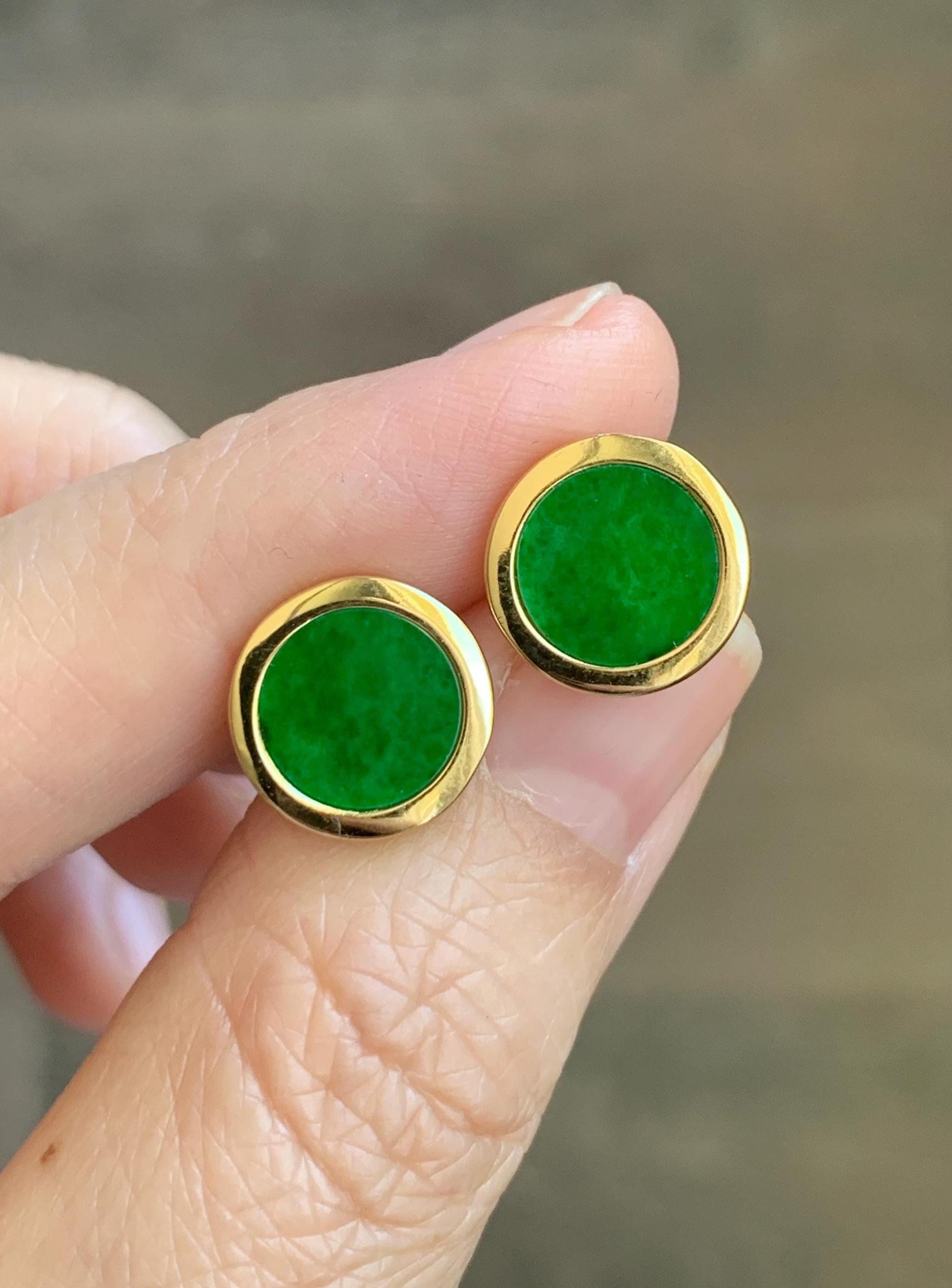 Natural Grade A Vibrant Green Jade Jadeite Coin Stud Earrings S925 Sterling Silver Yellow Gold Overlay 天然阳绿花青翡翠银镶圆耳钉 HQR-G