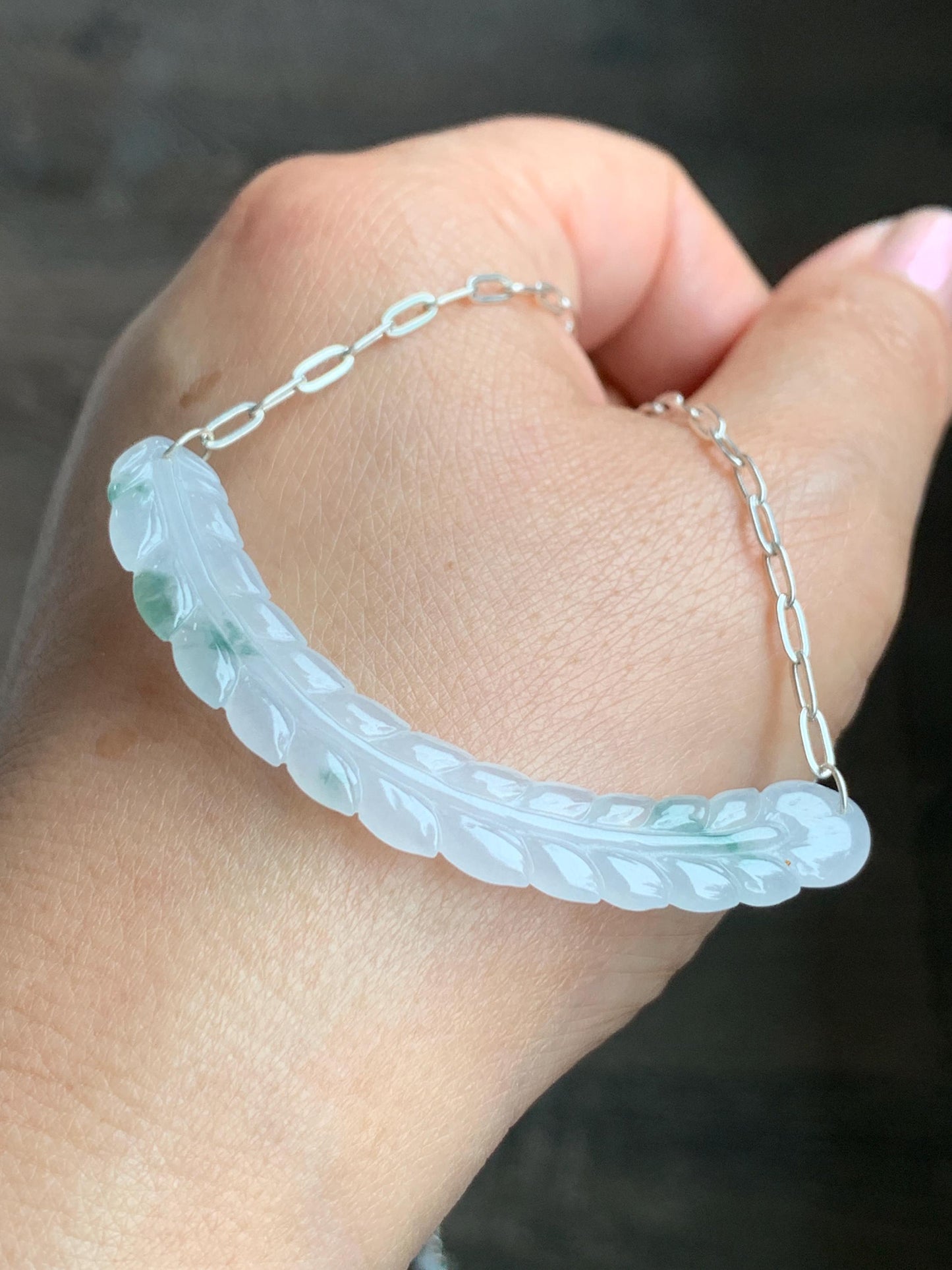 Natural Grade A Icy Highly Translucent Green Marbled Jadeite Crescent Feather Pendant 999 Sterling Silver Necklace 天然冰胶飘花翡翠羽毛玉横足银项链 MPH335