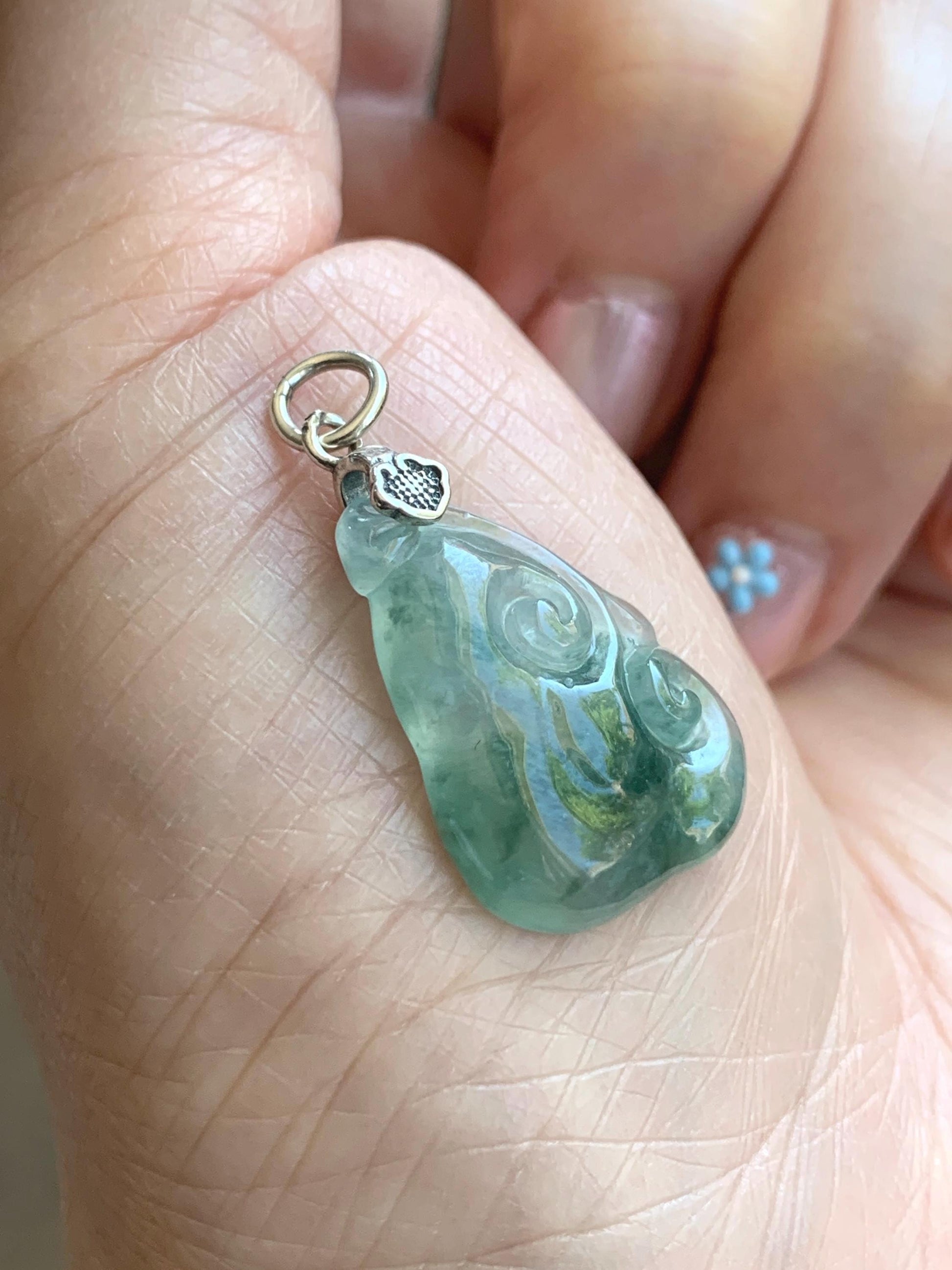 Natural Grade A Icy Highly Translucent Gelatinous Green Marbled Jadeite Pudgy Ruyi Petite Pendant Sterling Silver 3g 天然冰胶老种飘绿花翡翠如意吊坠 MPR190