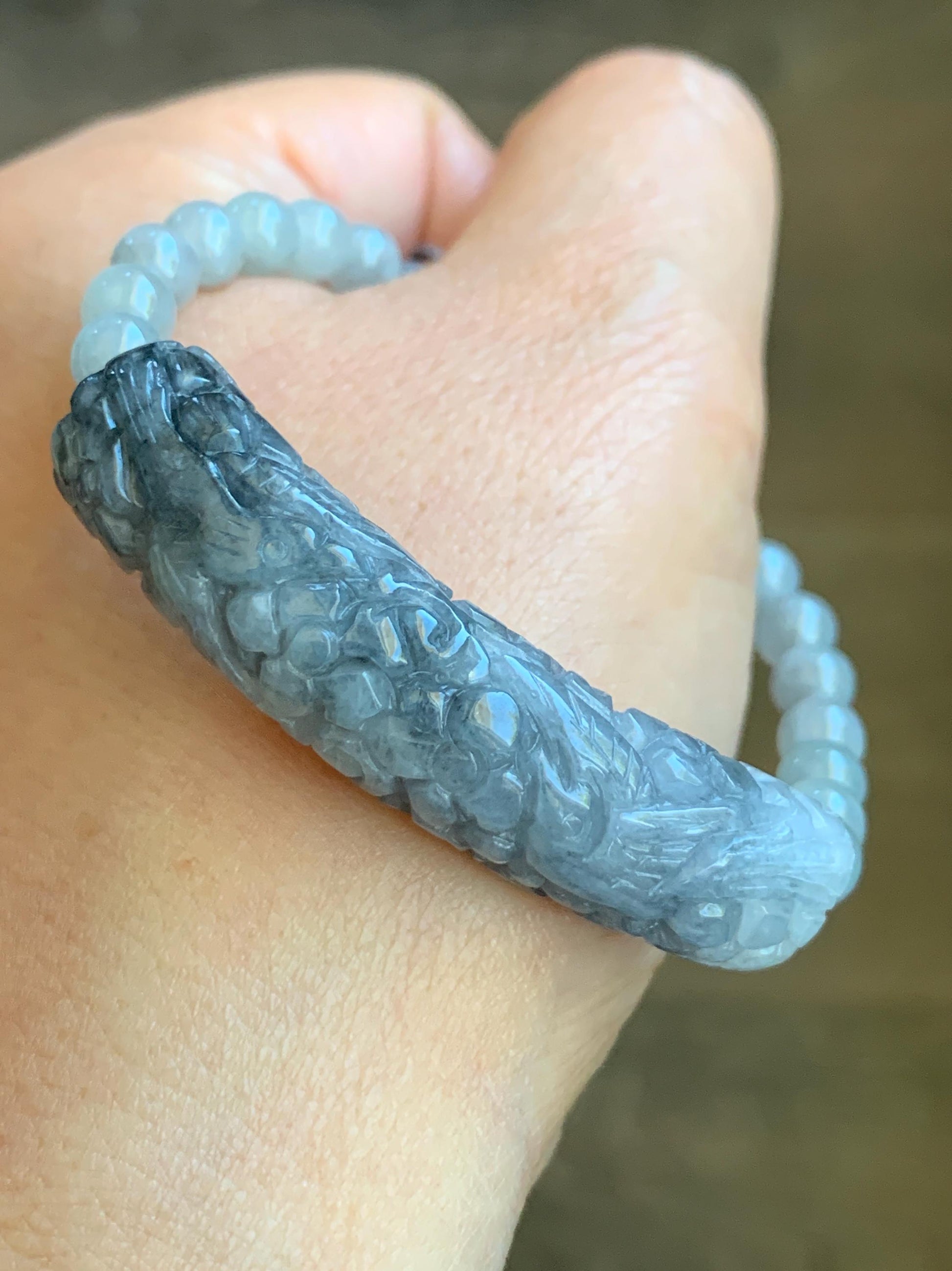 Natural Grade A Icy Translucent Wuji Jadeite Engraved Birds & Flower Cuff Wuji Beads Beaded Rope Bracelet 6.75” 21g 天然冰乌鸡翡翠仿古雕手牌手串 XQW139