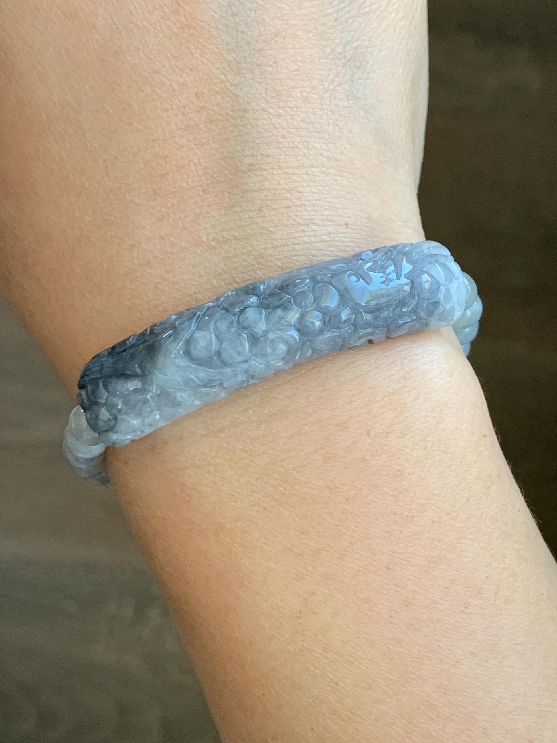 Natural Grade A Icy Translucent Wuji Jadeite Engraved Birds & Flower Cuff Wuji Beads Beaded Rope Bracelet 6.75” 21g 天然冰乌鸡翡翠仿古雕手牌手串 XQW139