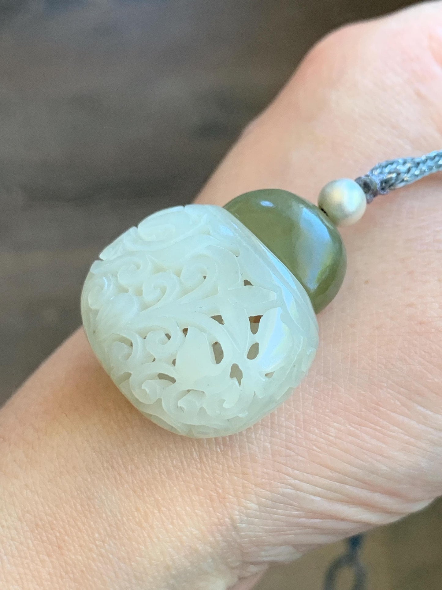 Natural Translucent Icy White & Green Nephrite Jade Openwork Engraved Locket Pendant Rope Necklace Adjustable 25” 14g 天然和田玉白玉镂空雕花瓶项链 HTY-Y