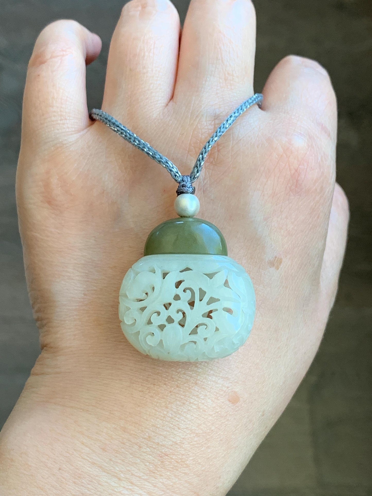 Natural Translucent Icy White & Green Nephrite Jade Openwork Engraved Locket Pendant Rope Necklace Adjustable 25” 14g 天然和田玉白玉镂空雕花瓶项链 HTY-Y