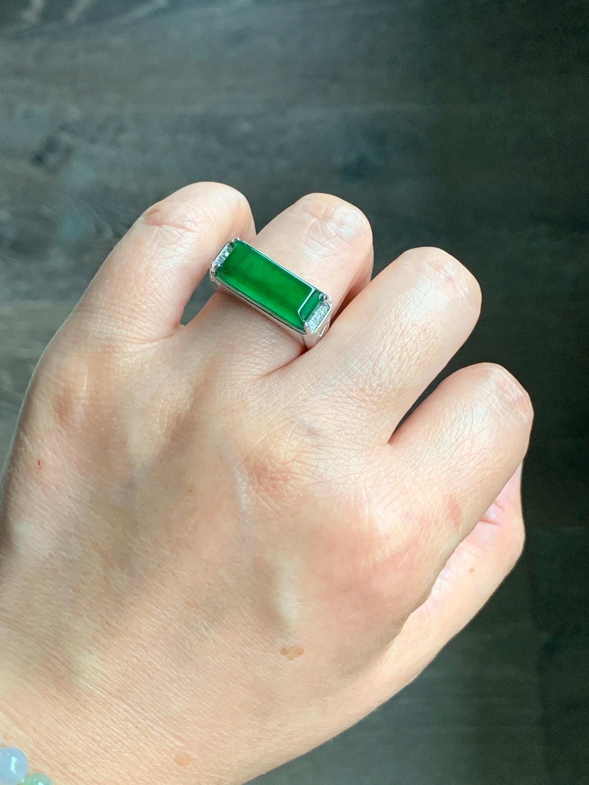 Natural Grade A Guatemalan Icy Translucent Vibrant Green Jadeite Saddle Ring Sterling Silver Size 8 US Adjustable 天然冰危绿翡翠马鞍银镶戒指 LMA220