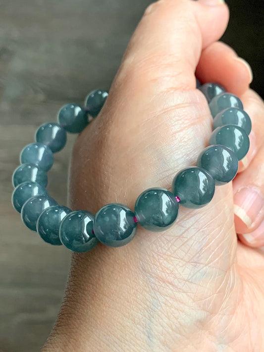 Natural Guatemalan Grade A Icy Translucent Dusty Blueberry Blue Jadeite Beaded Bracelet Stretchy 10mm 7.25” 34g 天然冰危深蓝莓紫翡翠大卡手串 LMZ360
