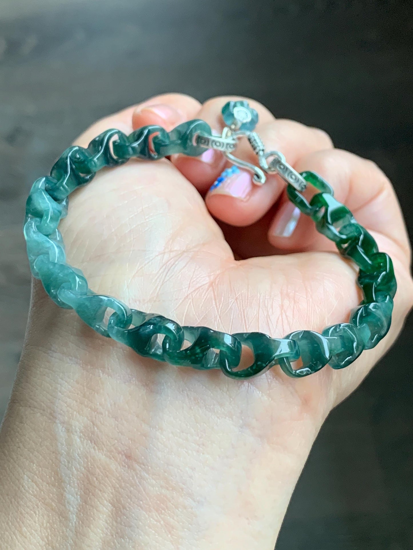 Certified Natural Guatemalan Icy Translucent Jadeite Carved Interlocking Dragon Bone Link Bracelet Sterling Silver 7.5” 天然冰胶危起光翡翠龙骨链手链 9960