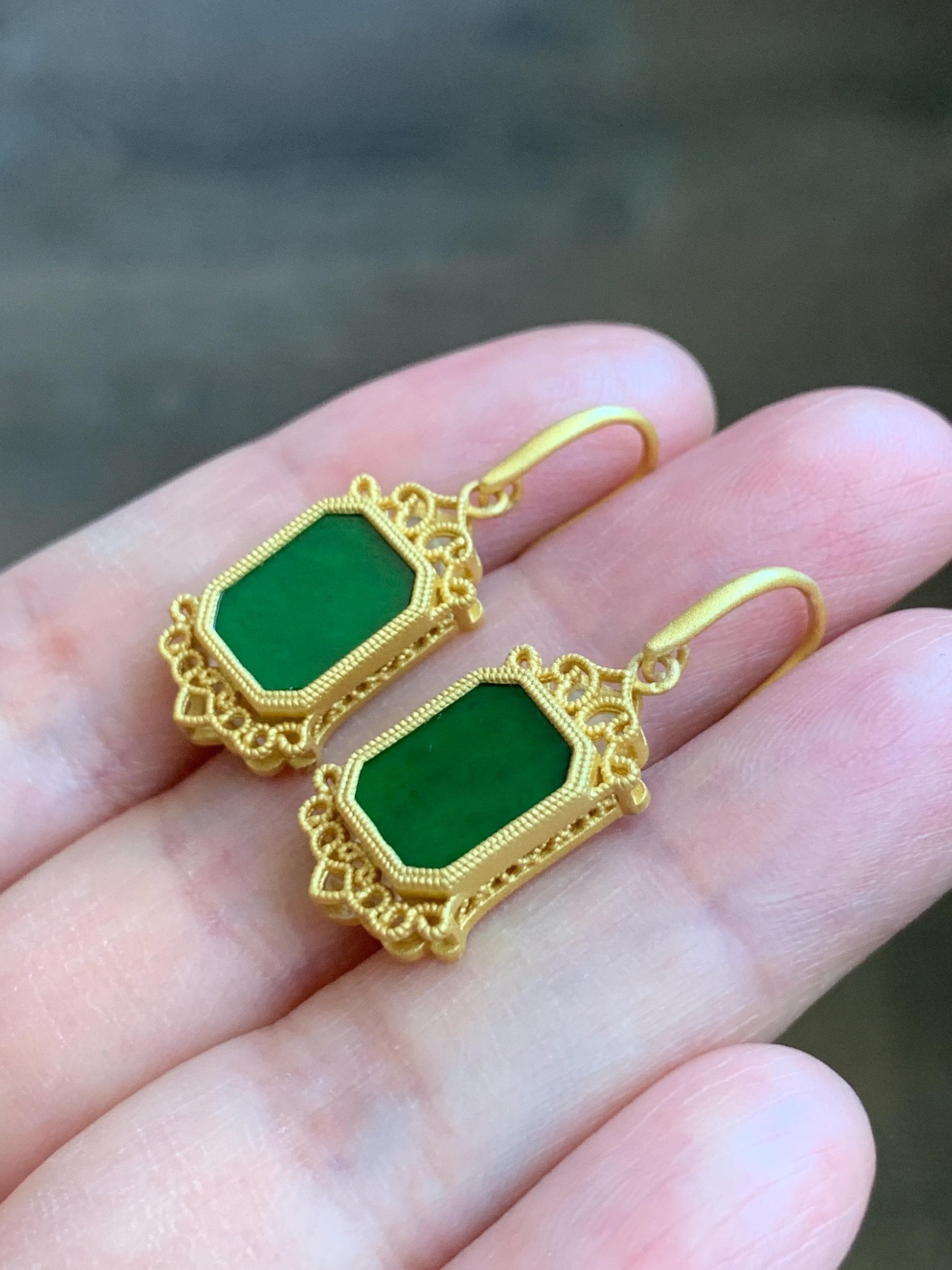 Natural Grade A Icy Vibrant Hot Green Jade Jadeite MOP Dangle Hook Earrings S925 Sterling Silver Yellow Gold Overlay 天然花青翡翠银镶耳钩 HQF350